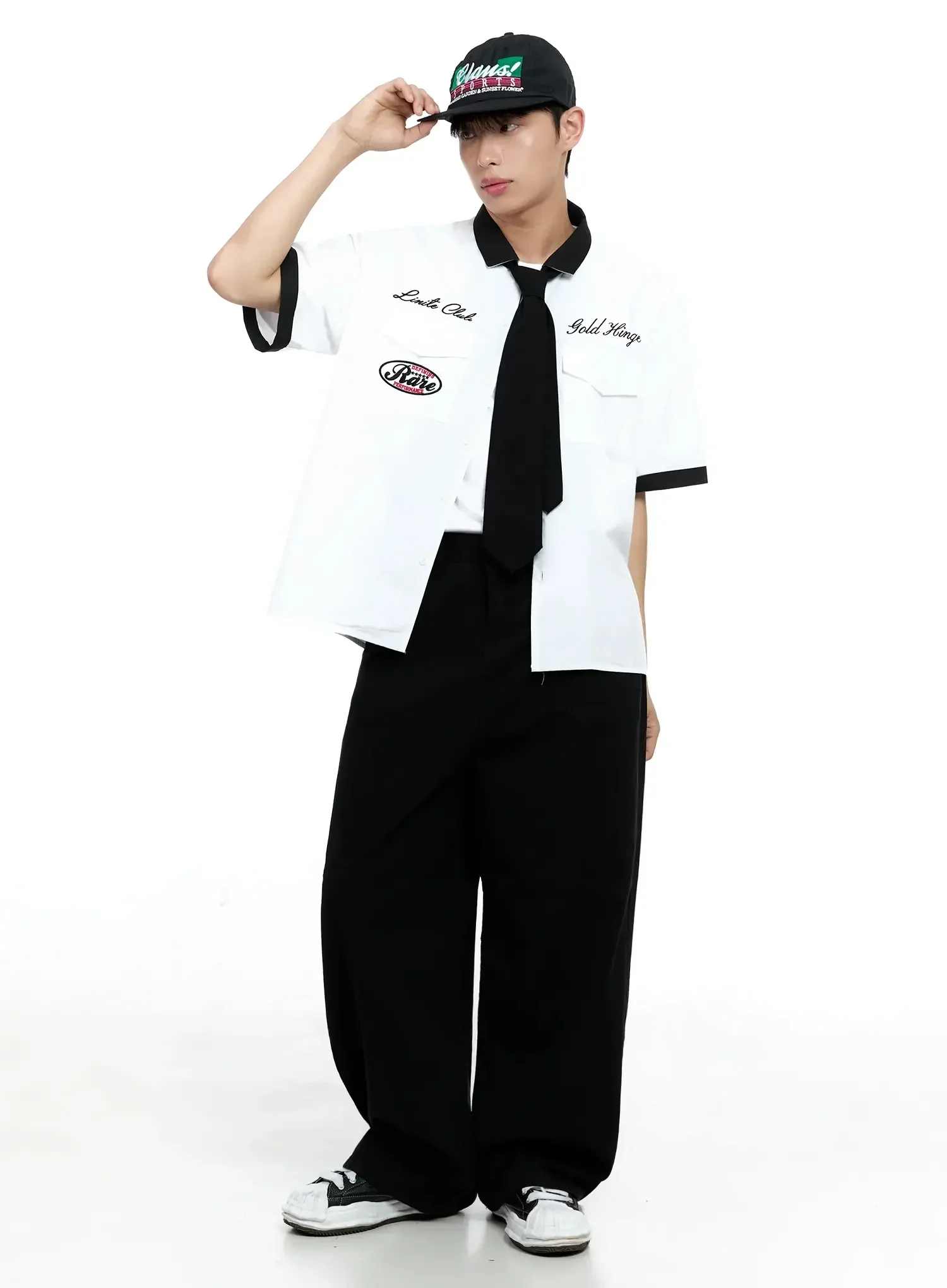 Men's Embroidered Graphic Shirt IG520
