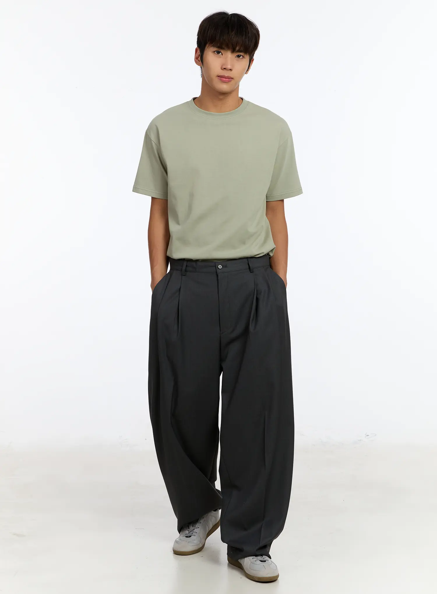 Men's Essential Slim Fit T-Shirt IM530 - Image 2