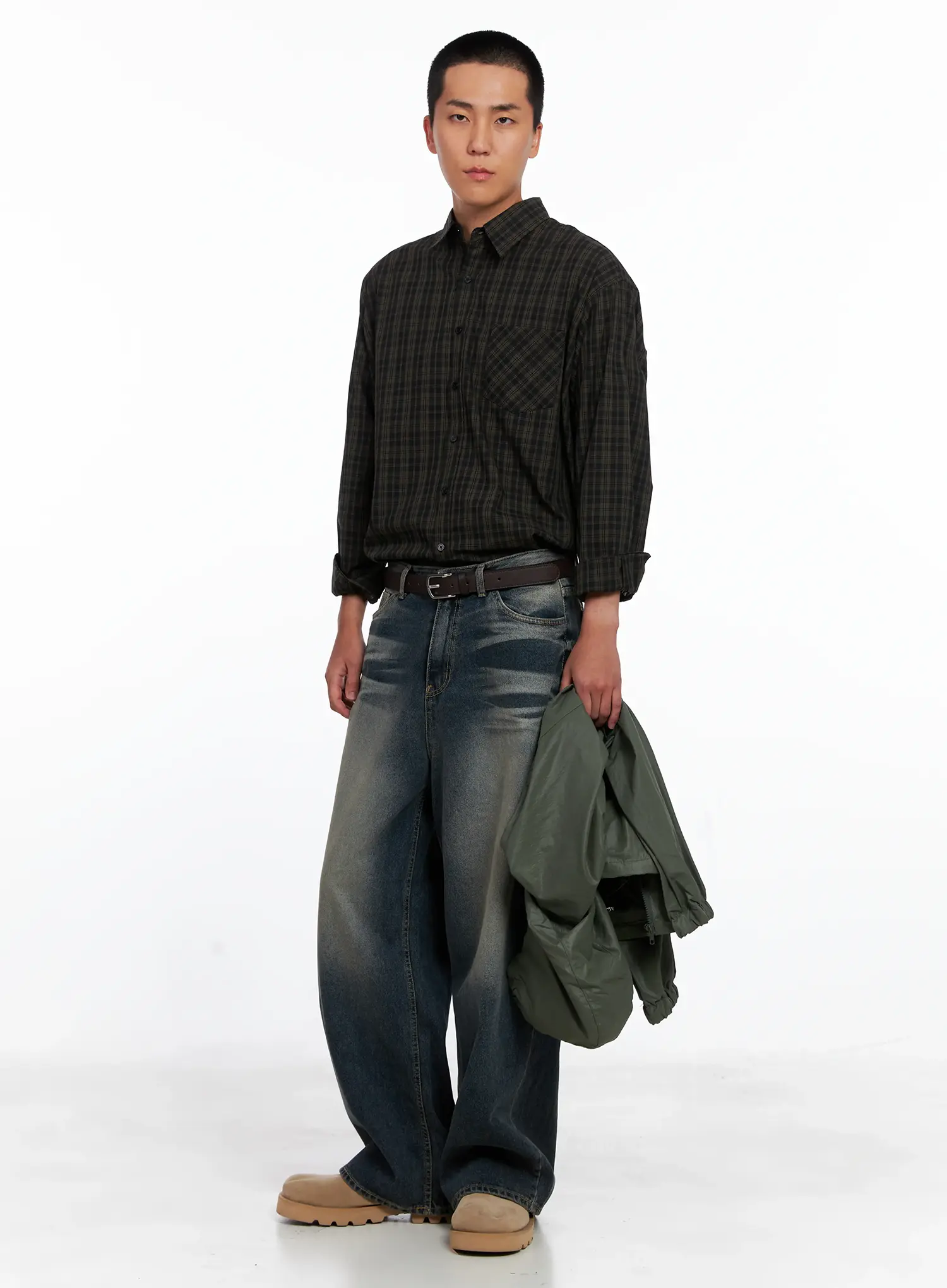 Men's Faded Wide-Leg Jeans IS510 - Image 13