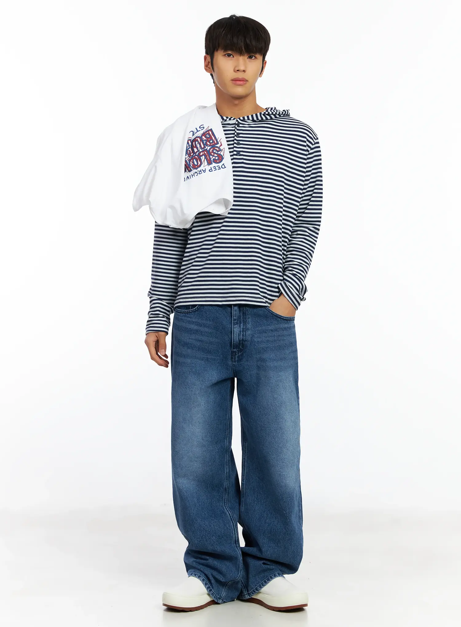 Men's Graphic Tee IF506 - Image 9
