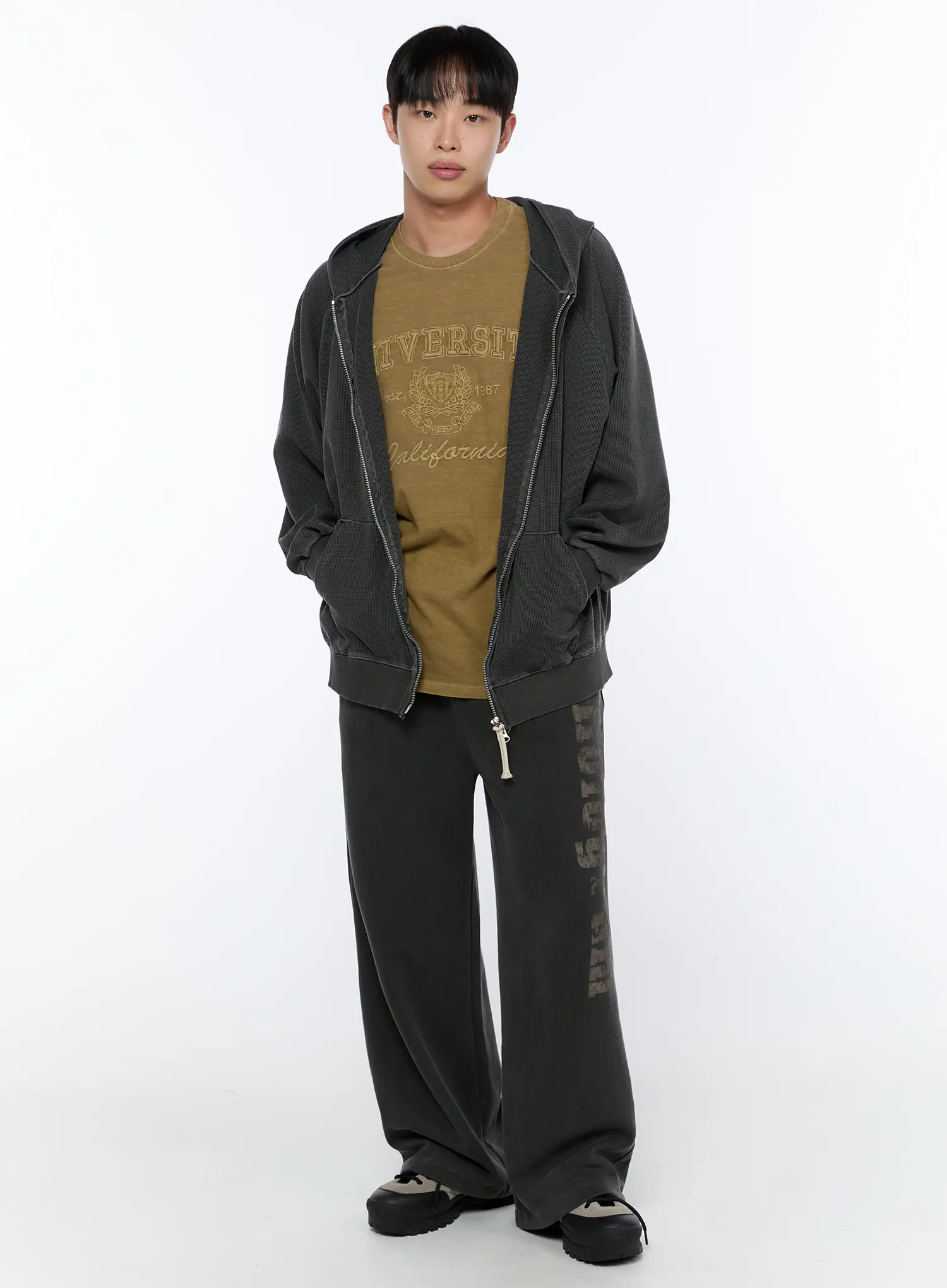 Men's Oversized Graphic Tee IA520 - Image 8