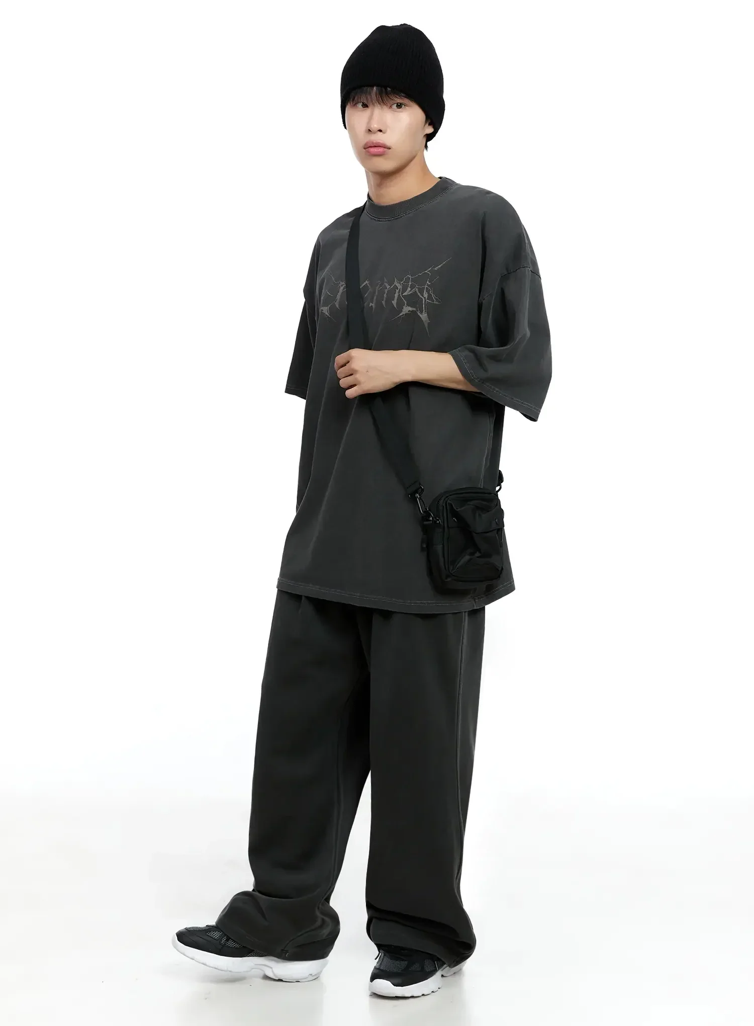 Men's Oversized Text Graphic Tee IG520