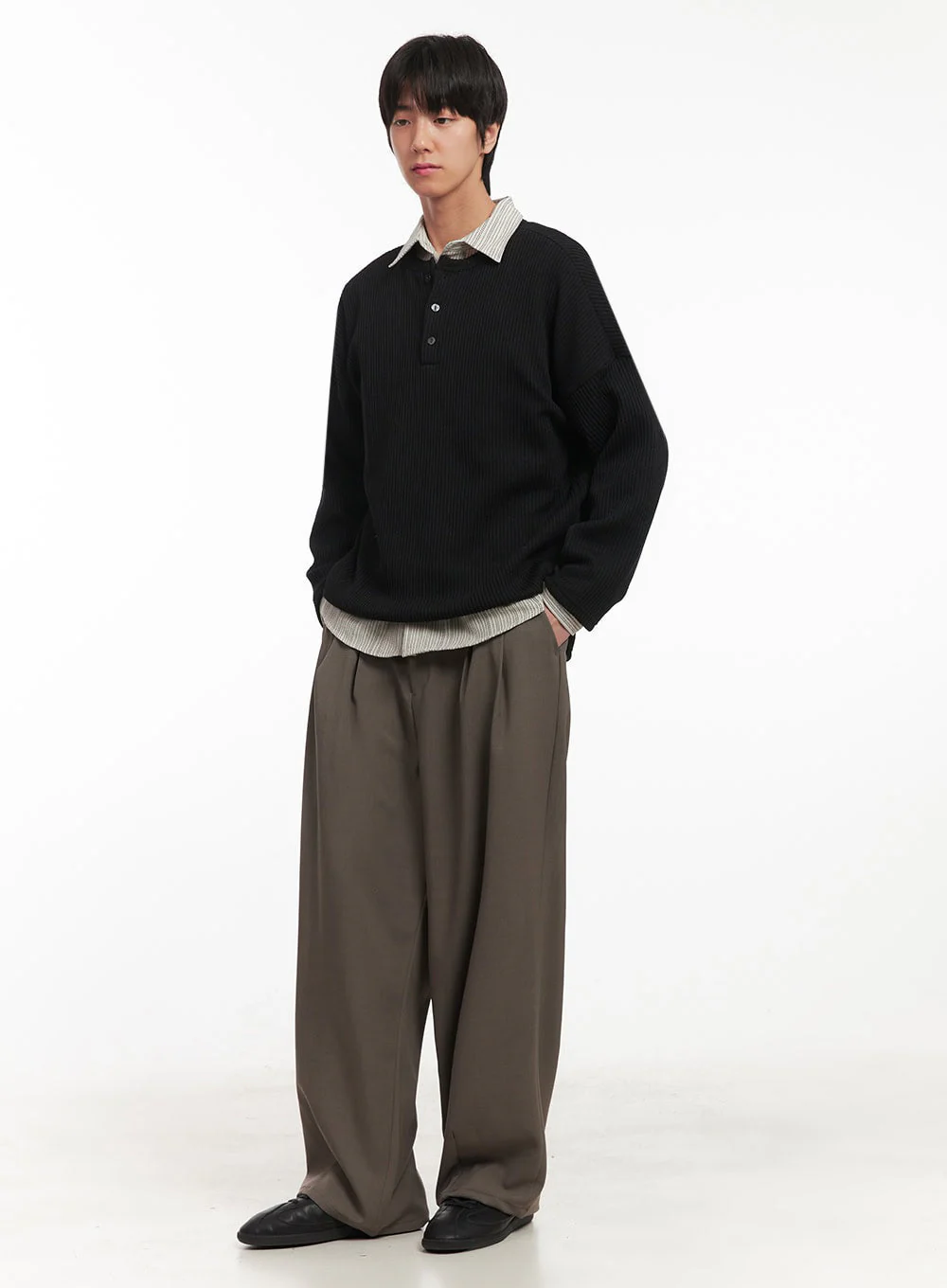 Men's Pintuck Wide-Leg Slacks IA510 - Image 3