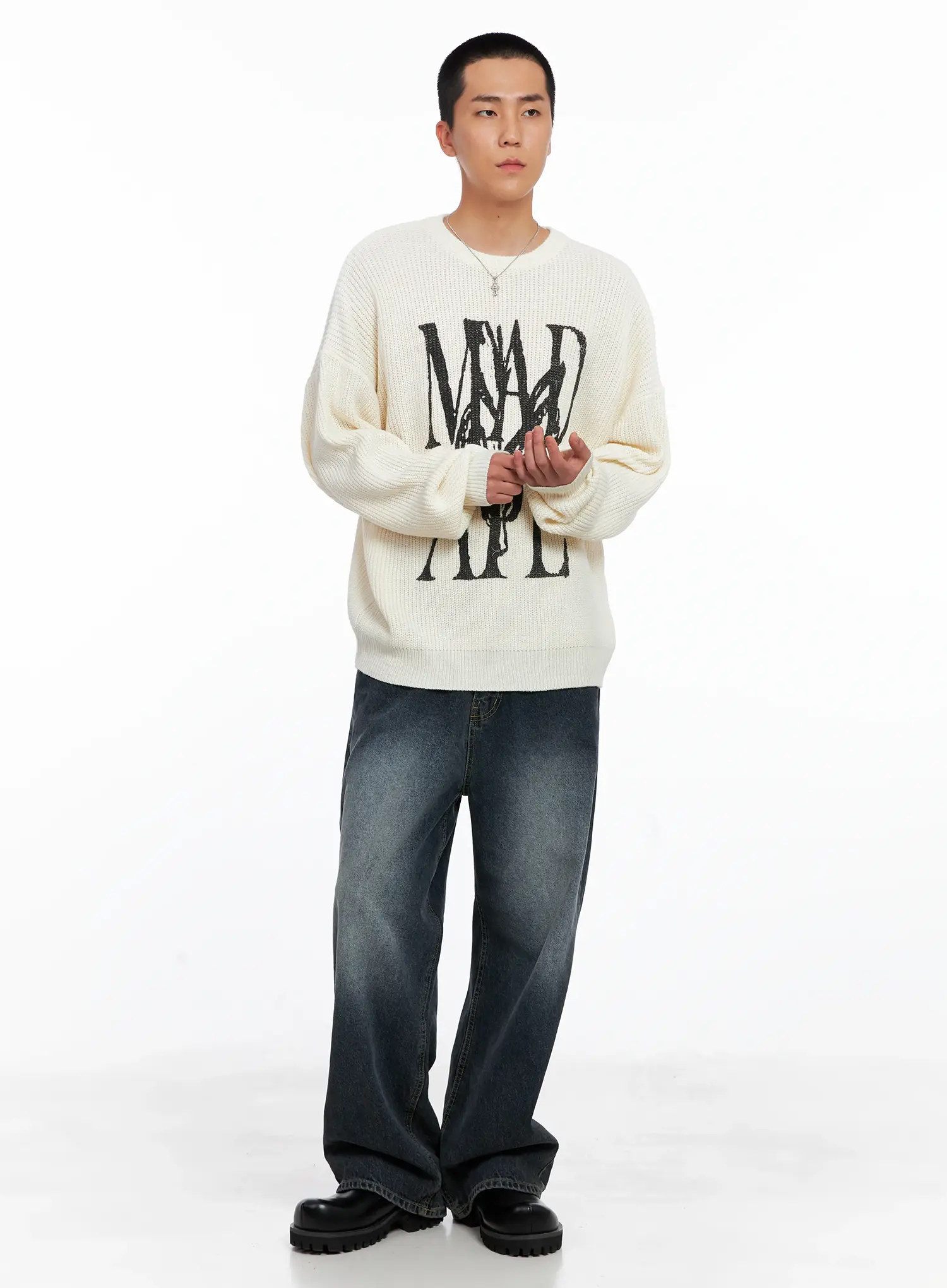 Men's Relaxed-Fit Washed Jeans IS509 - Image 11