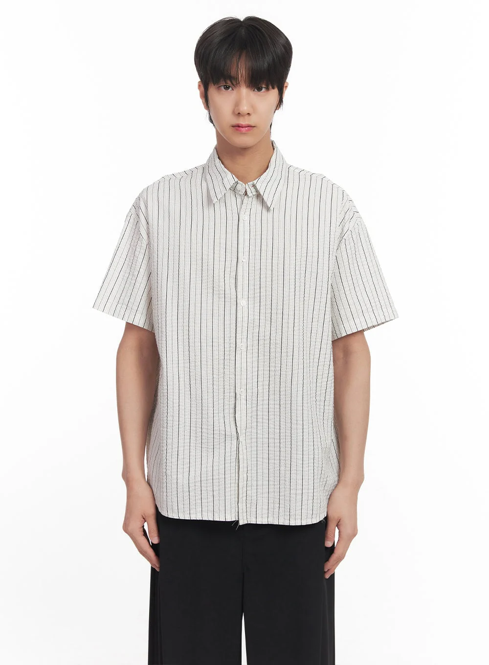 Men's Striped Loose-Fit Collared Shirt IA510