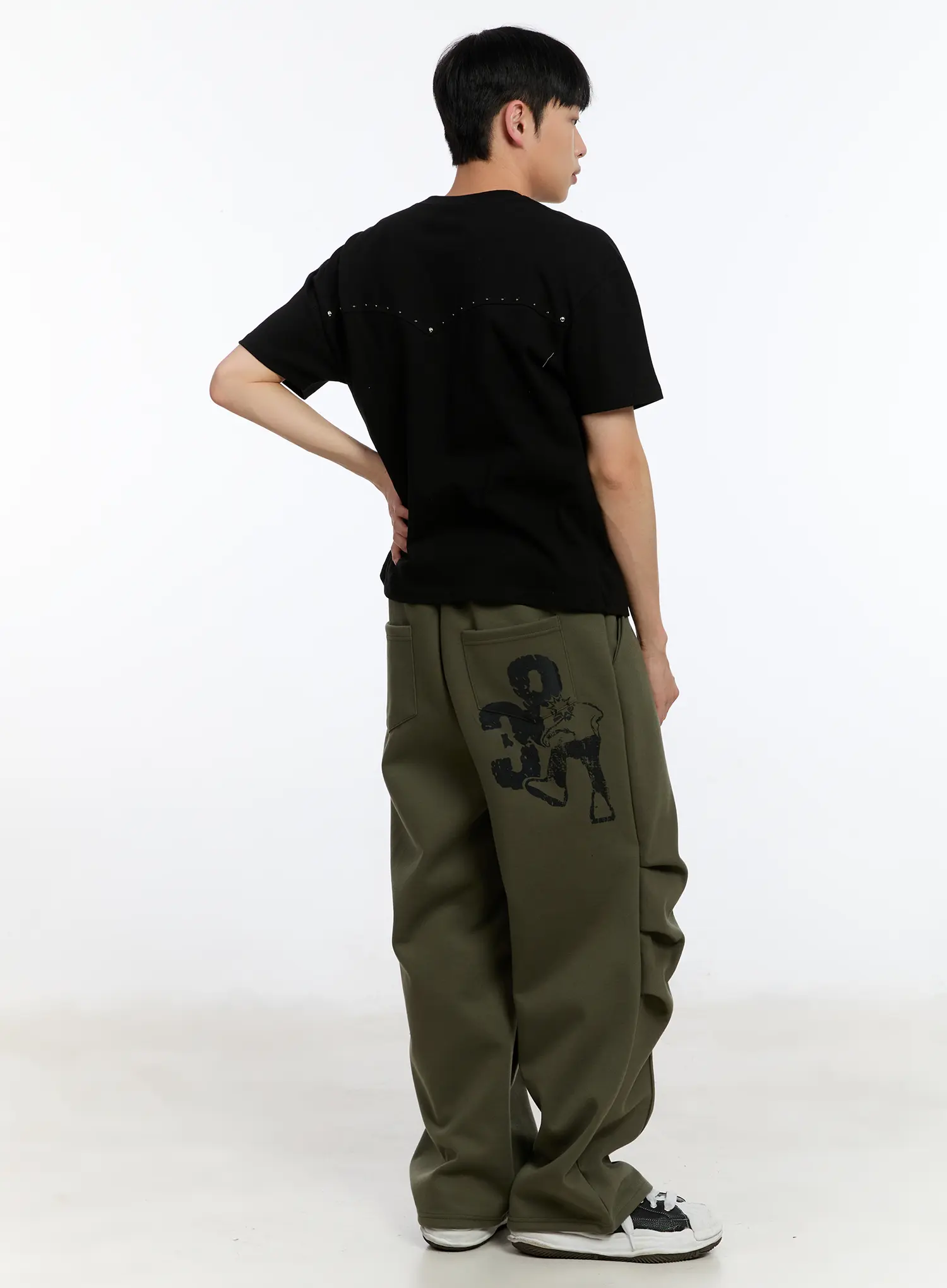 Men's Studded Short Sleeve Tee IA507 - Image 8