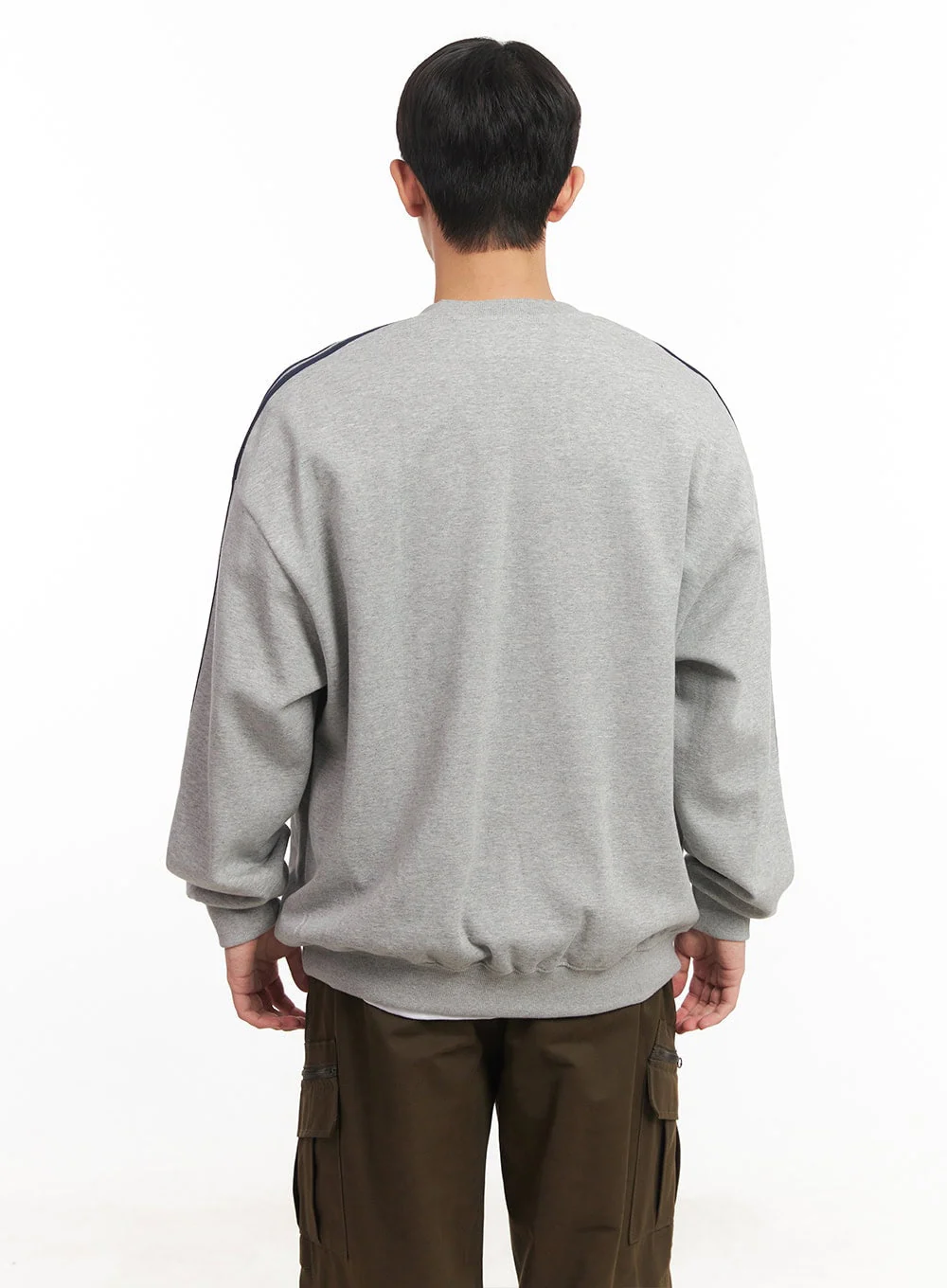 Men's V-Neck Graphic Sweatshirt IM528 - Image 6