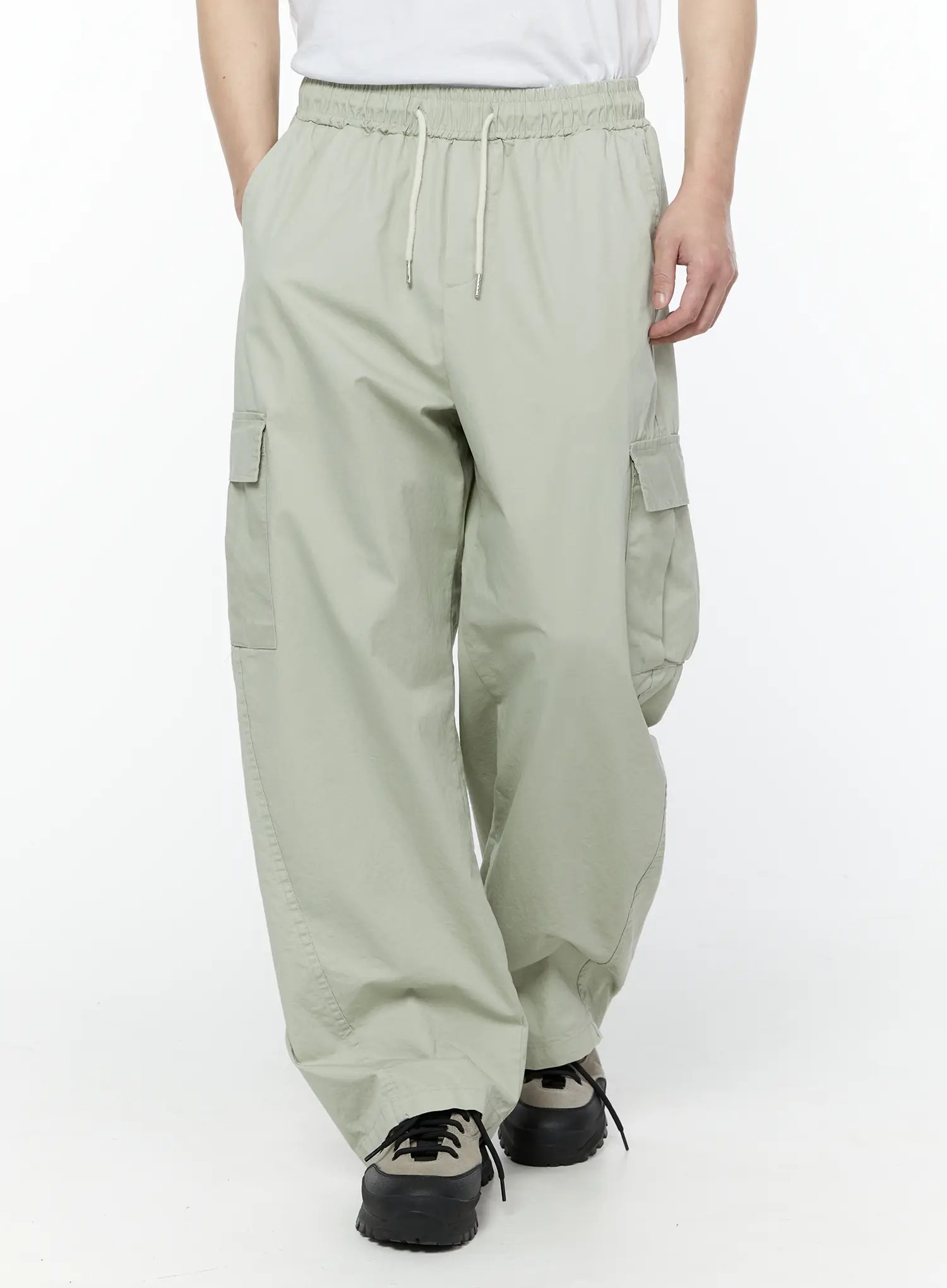 Men's Wide Cargo Pants (Light Gray) IY506 - Image 3