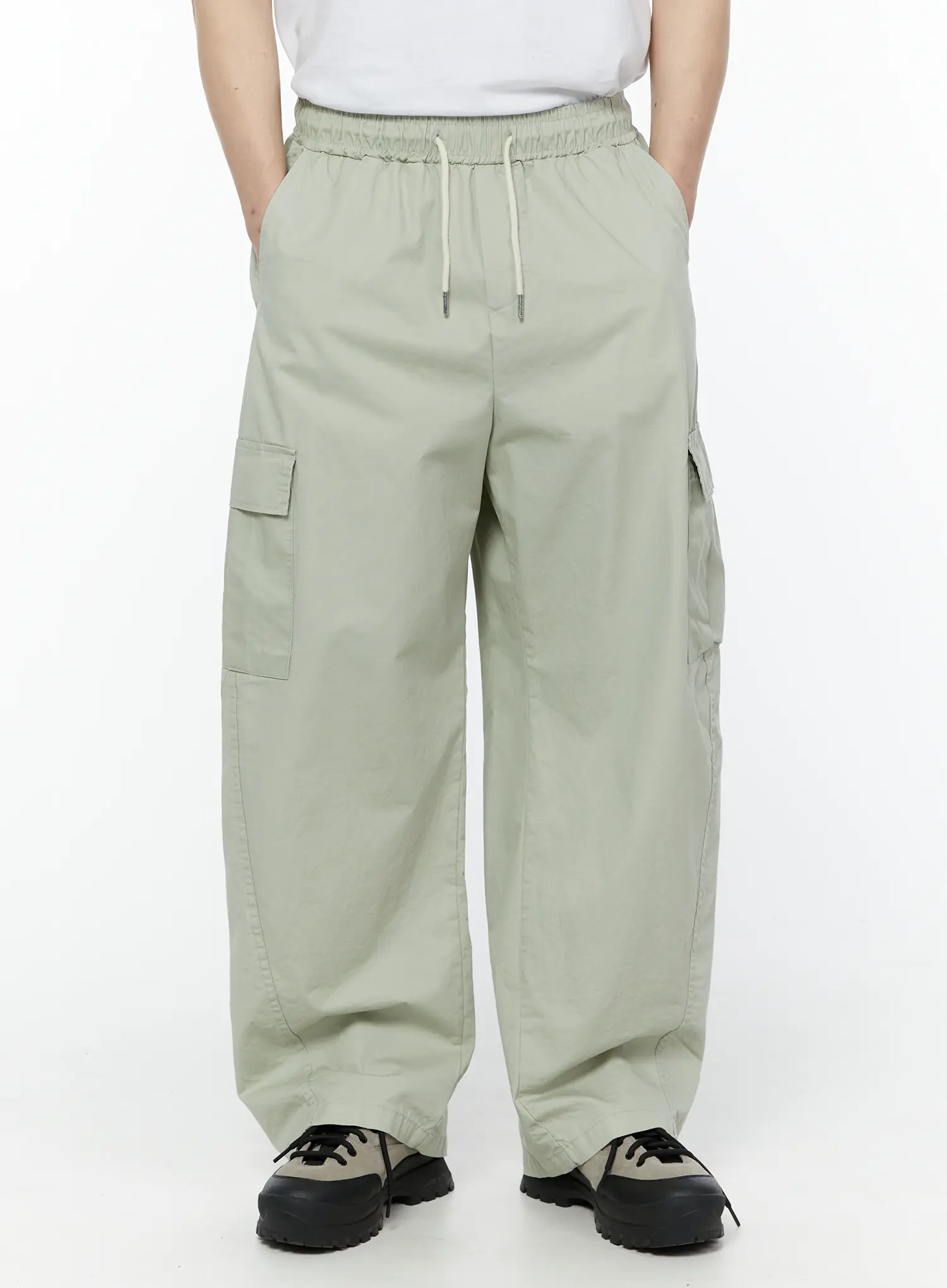 Men's Wide Cargo Pants (Light Gray) IY506 - Image 4