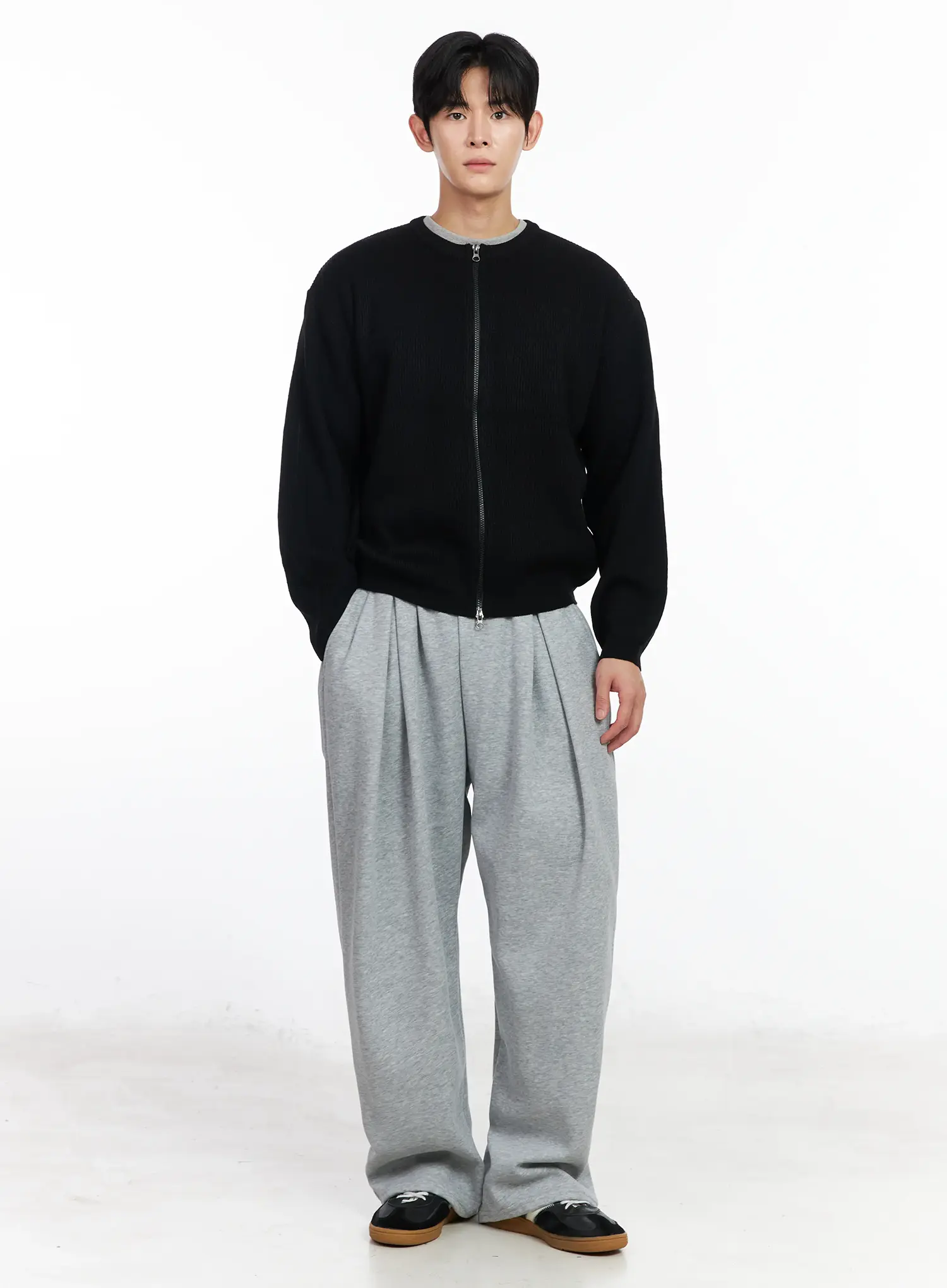 Men's Wide-Leg Pintuck Sweatpants IM518 - Image 10