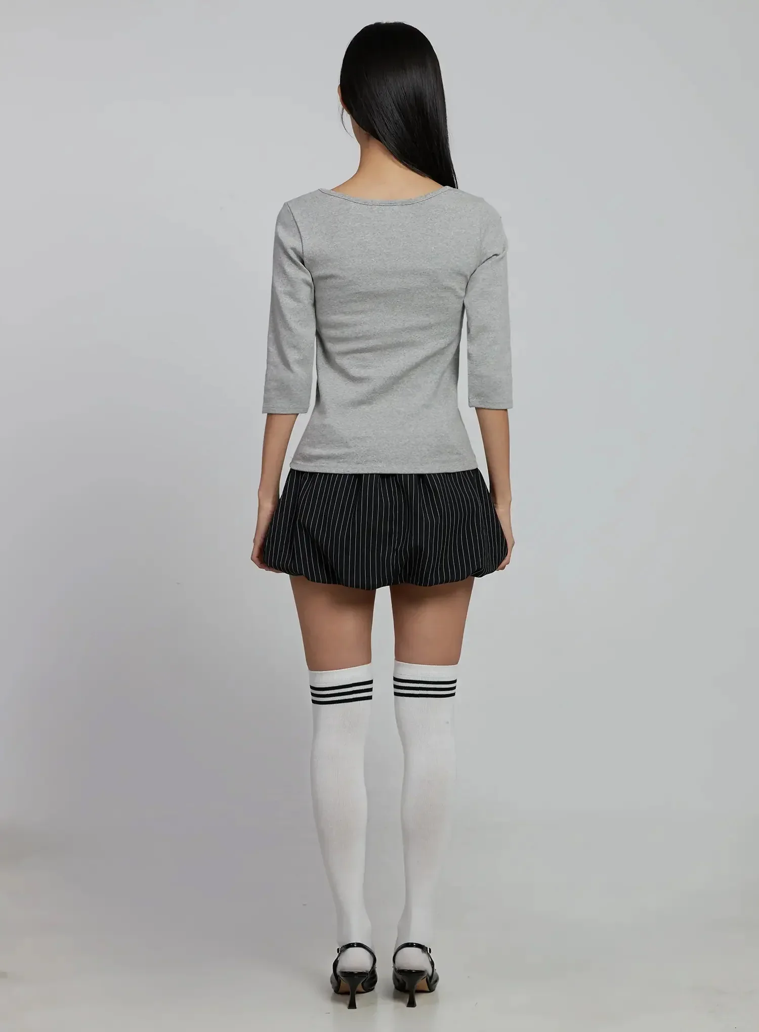 Minimalist Three-Quarter Sleeve Top IM520 - Image 6