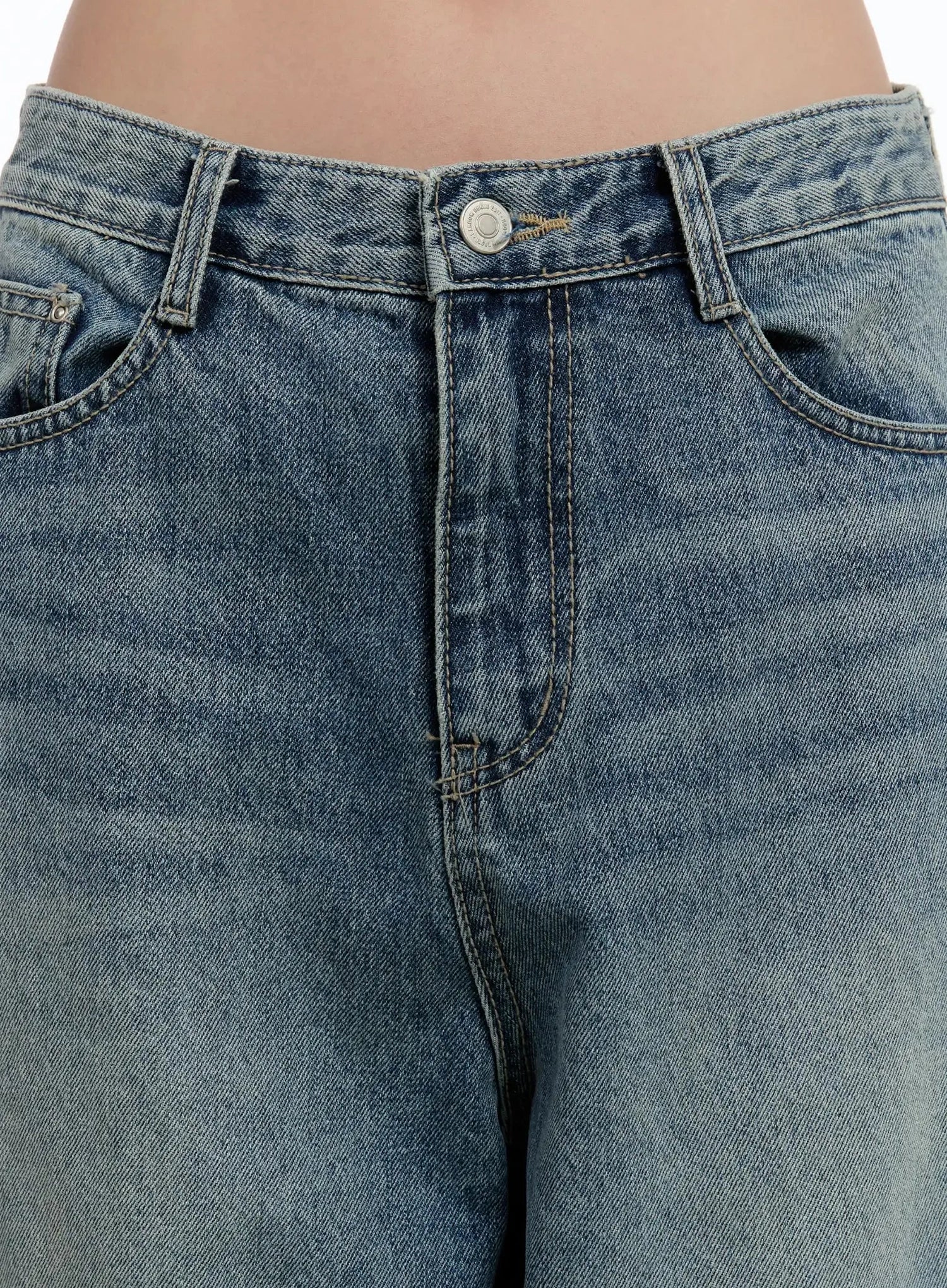 Nevaeh Wide-Leg Jeans IF524 - Image 4
