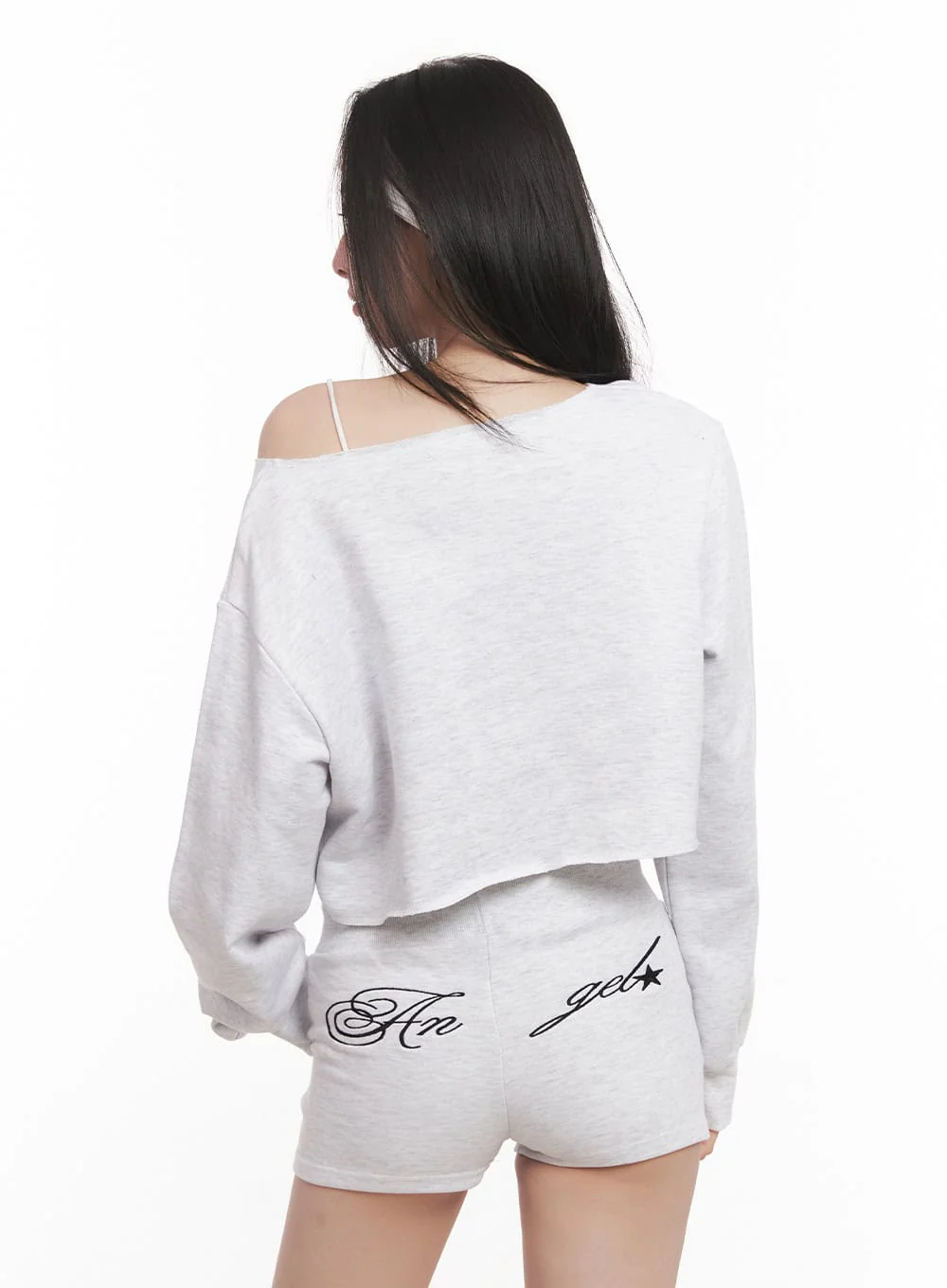 Off-Shoulder Embroidered Crop Sweatshirt CM518 - Image 4