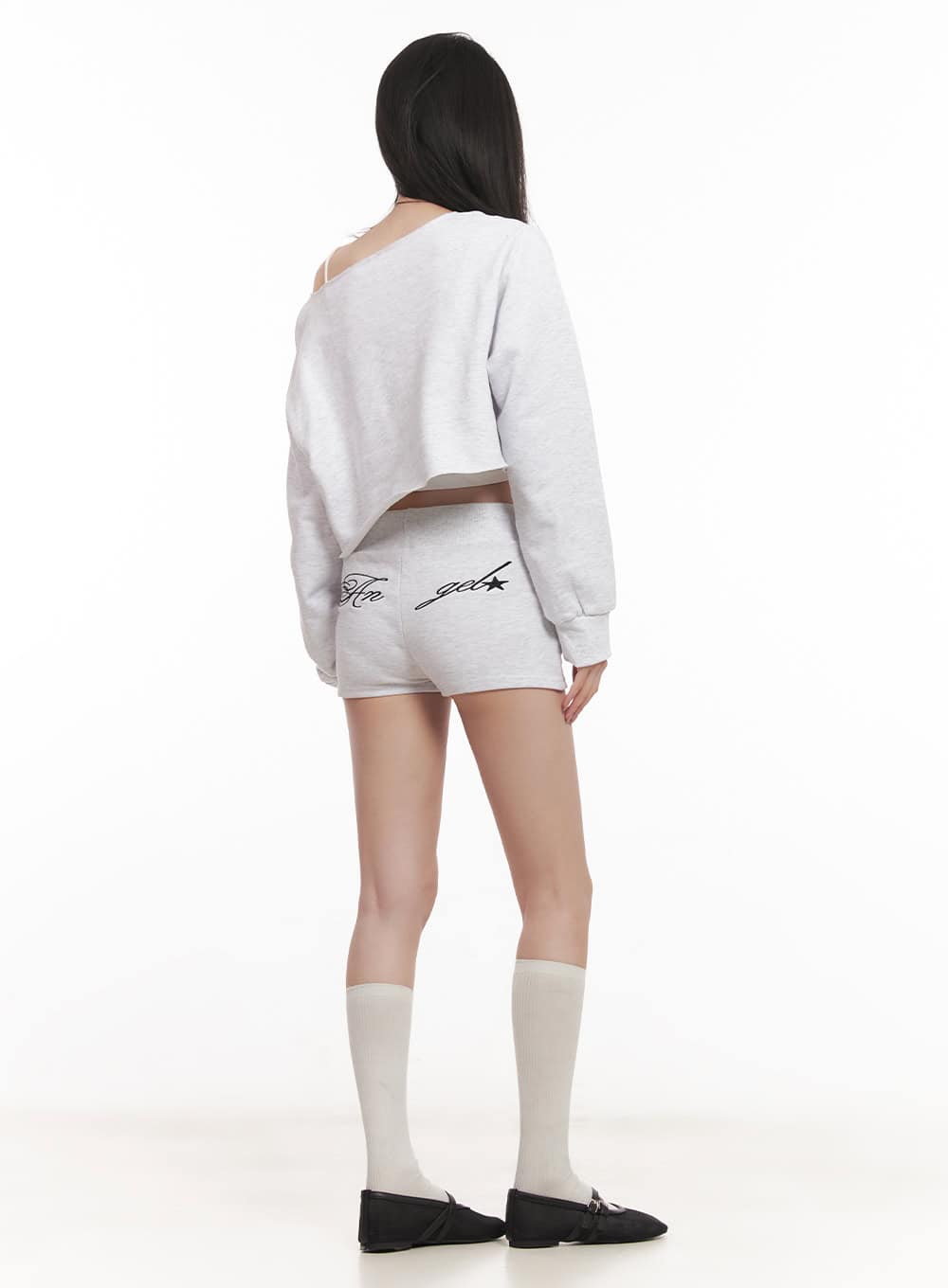 Off-Shoulder Embroidered Crop Sweatshirt CM518 - Image 7