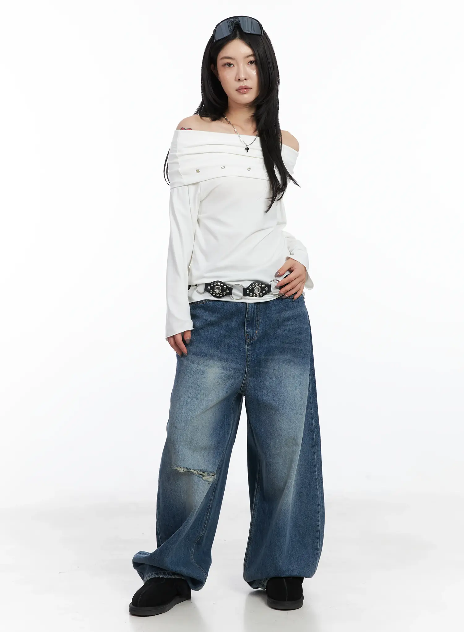 Off-Shoulder Eyelet Top CN528 - Image 3