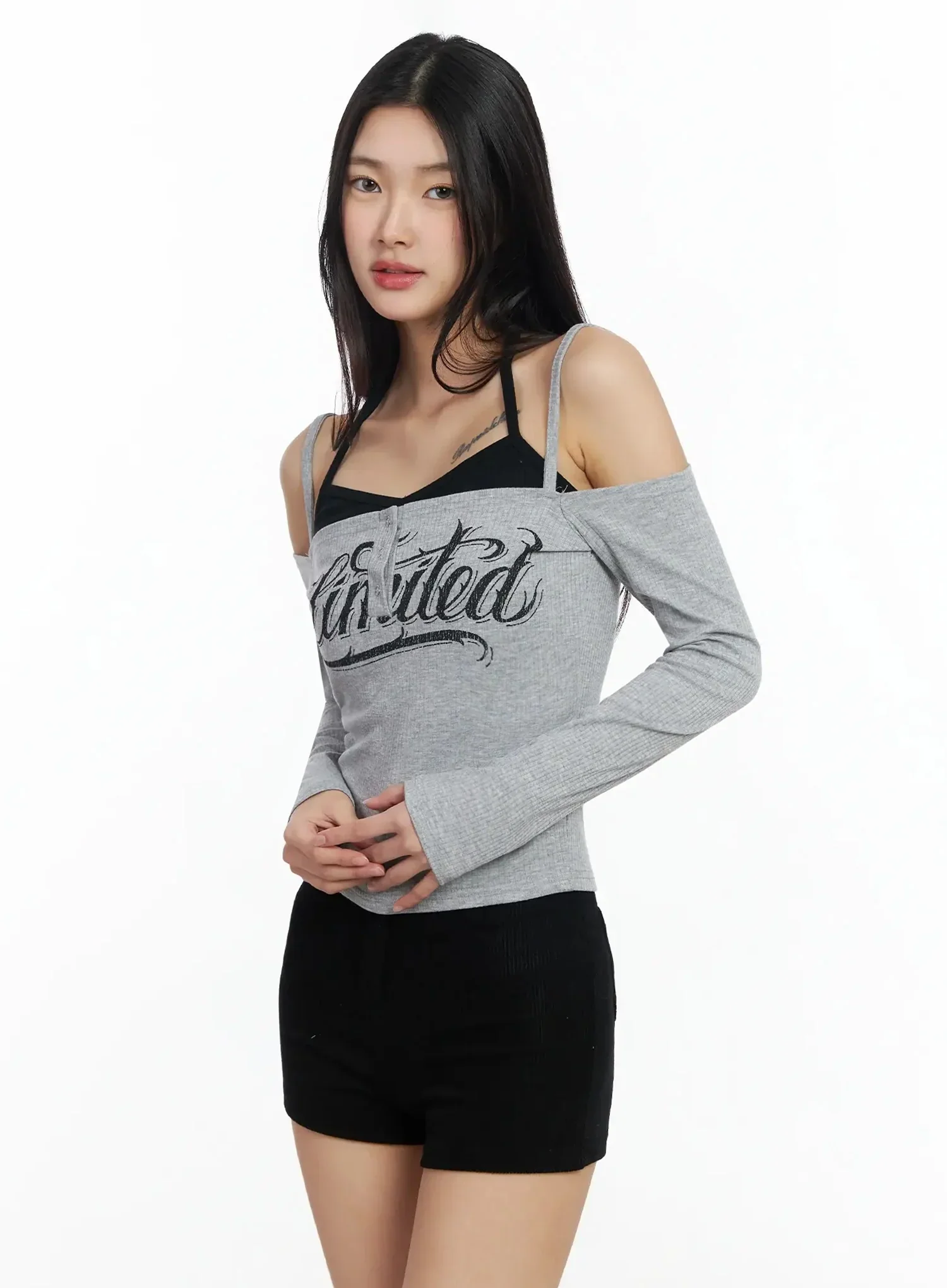 Off-Shoulder Graphic Layered Tee IA508 - Image 8