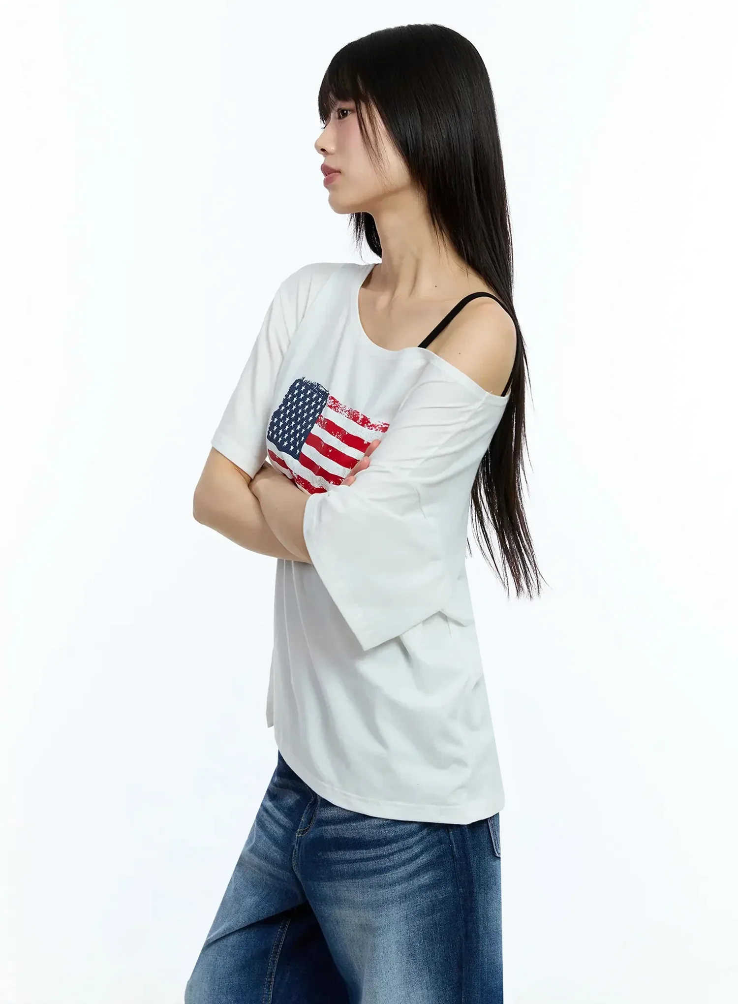 Off-Shoulder Graphic Print Tee IU525 - Image 10