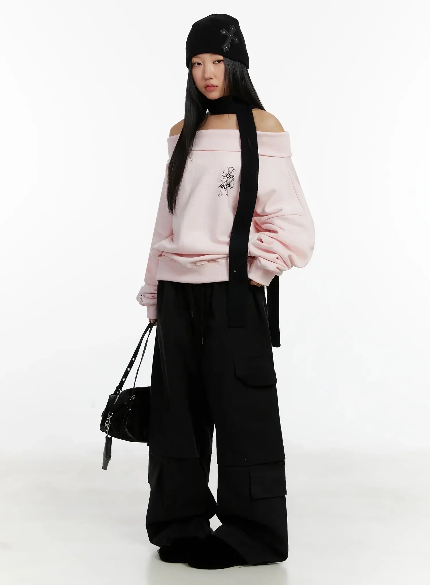 Off-Shoulder Graphic Sweatshirt ID525 - Image 11