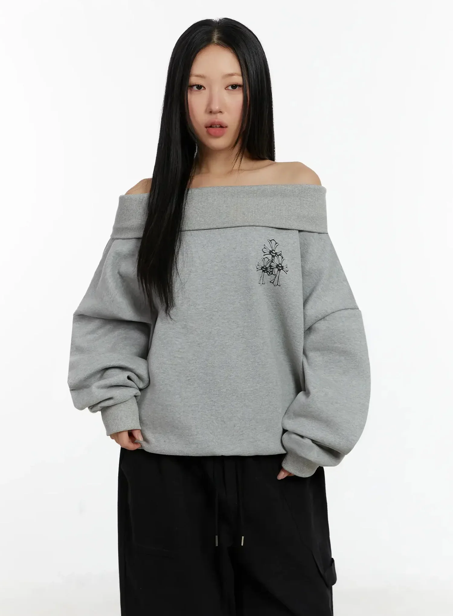 Off-Shoulder Graphic Sweatshirt ID525 - Image 12