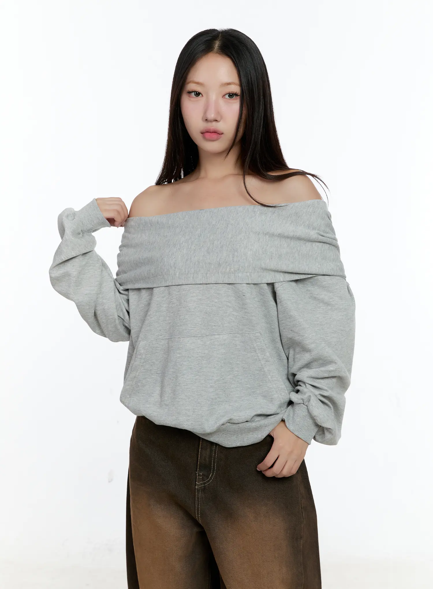 Off-Shoulder Pocket Sweatshirt CS517 - Image 11