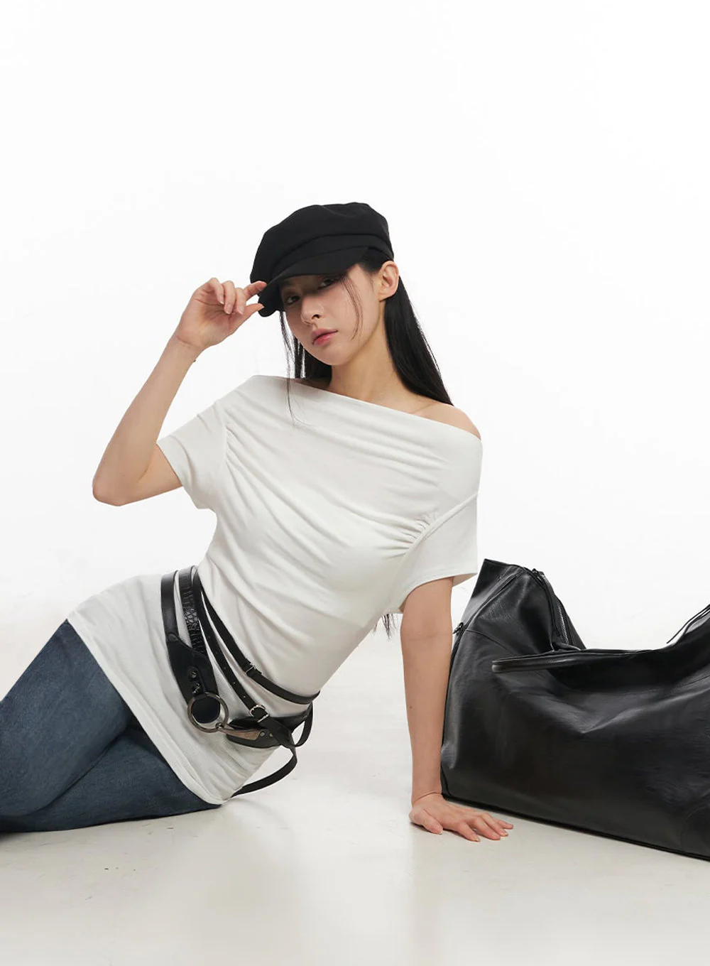 Off-Shoulder Slim-Fit Mini Dress IU509