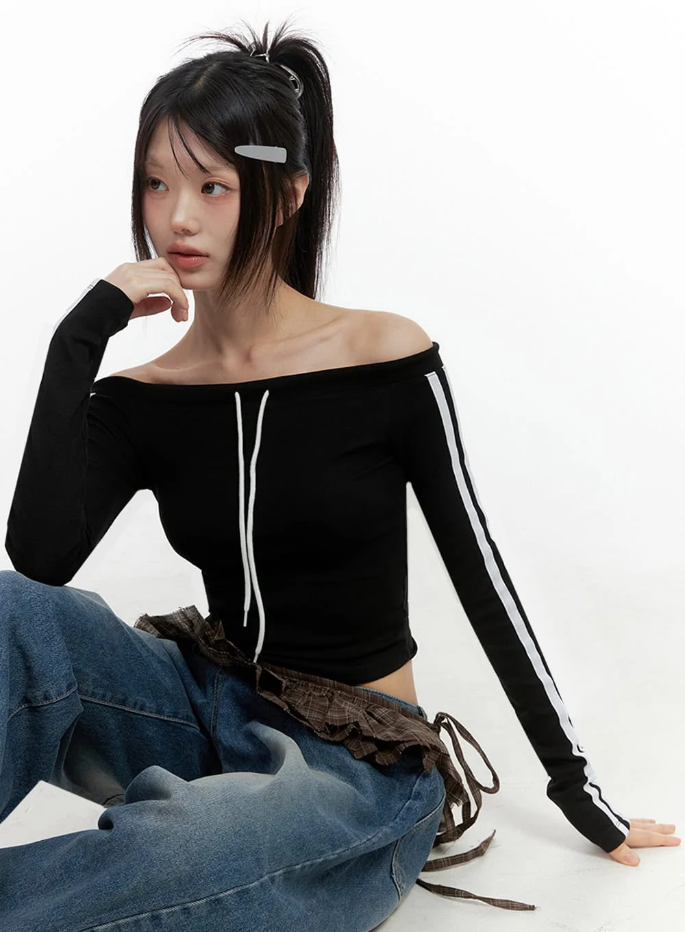 Off-Shoulder String Crop Top IO430 - Image 9