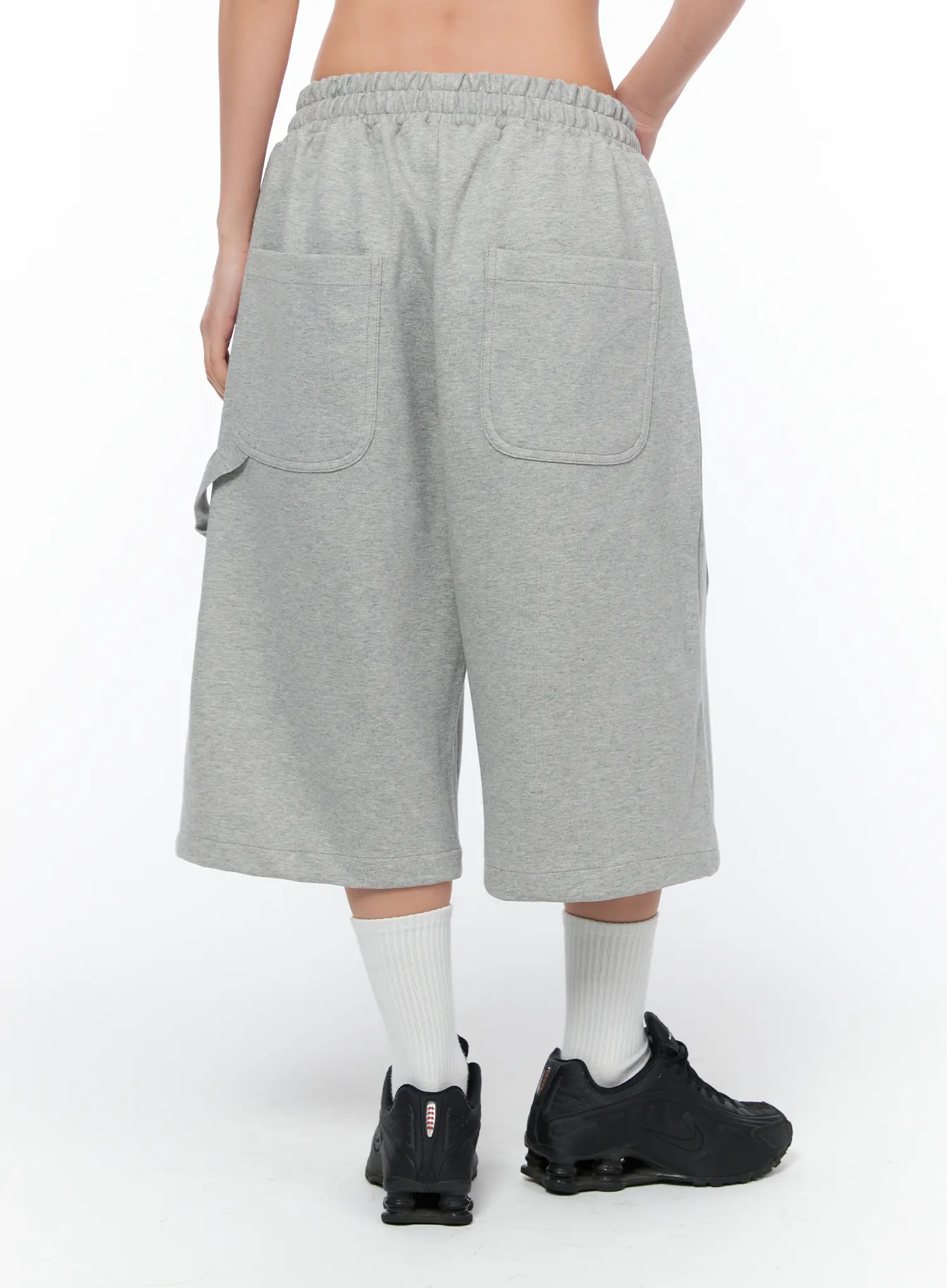 Oversized Bermuda Sweat Shorts CA515 - Image 7