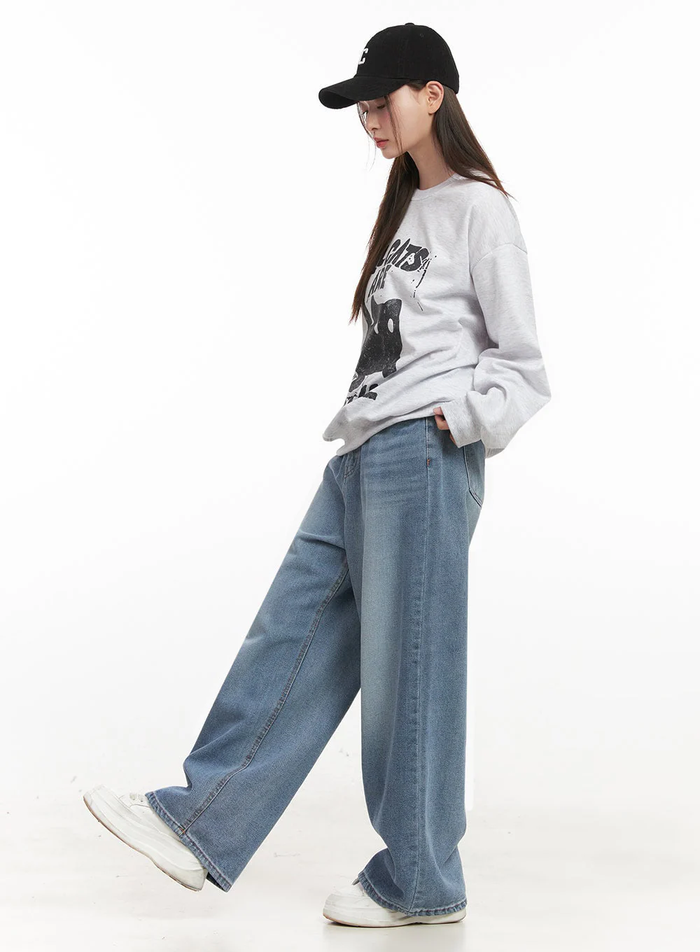 Oversized Cat Graphic Crew Neck IJ527 - Image 11