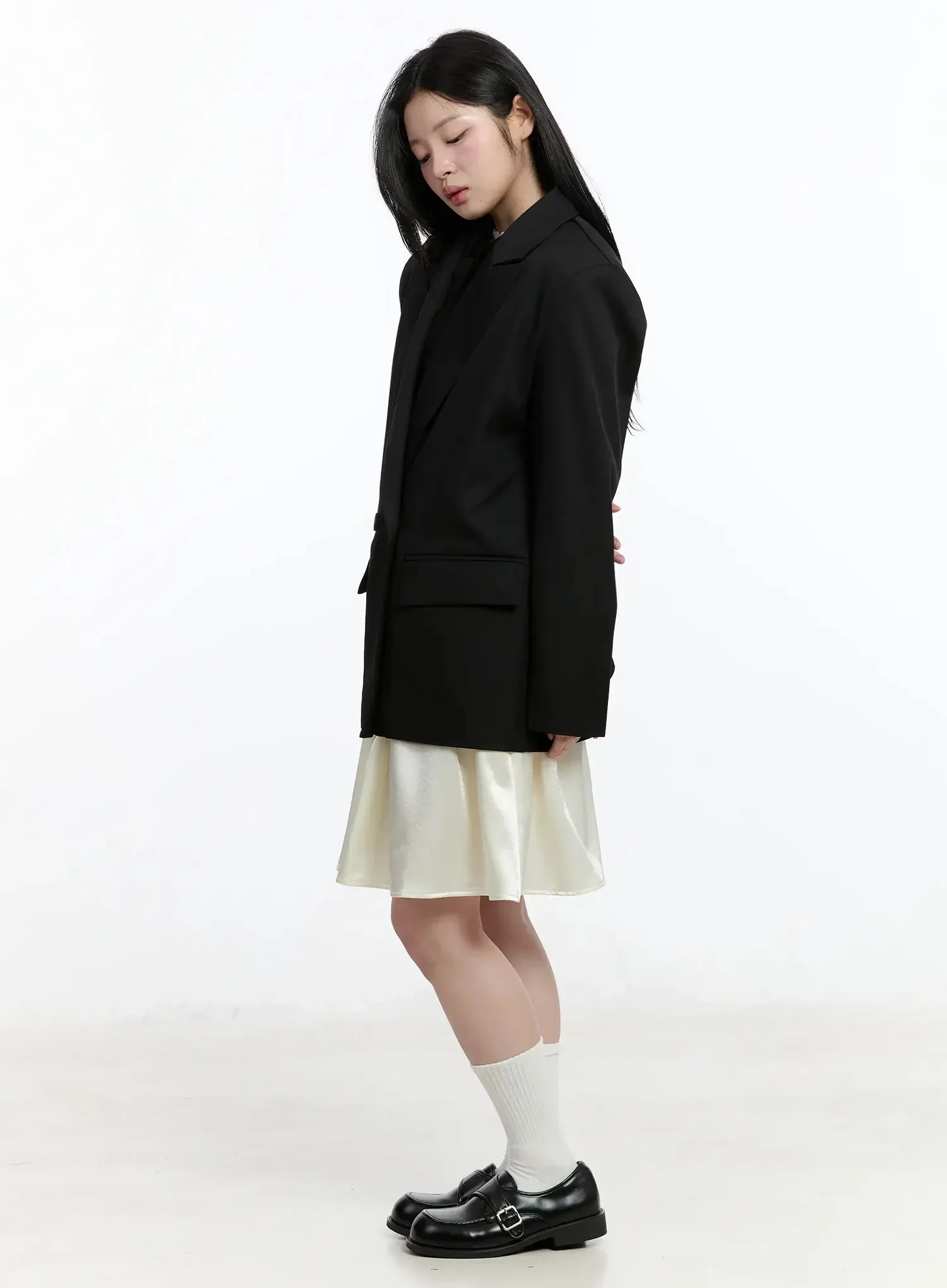 Oversized Double-Button Blazer IM519 - Image 11