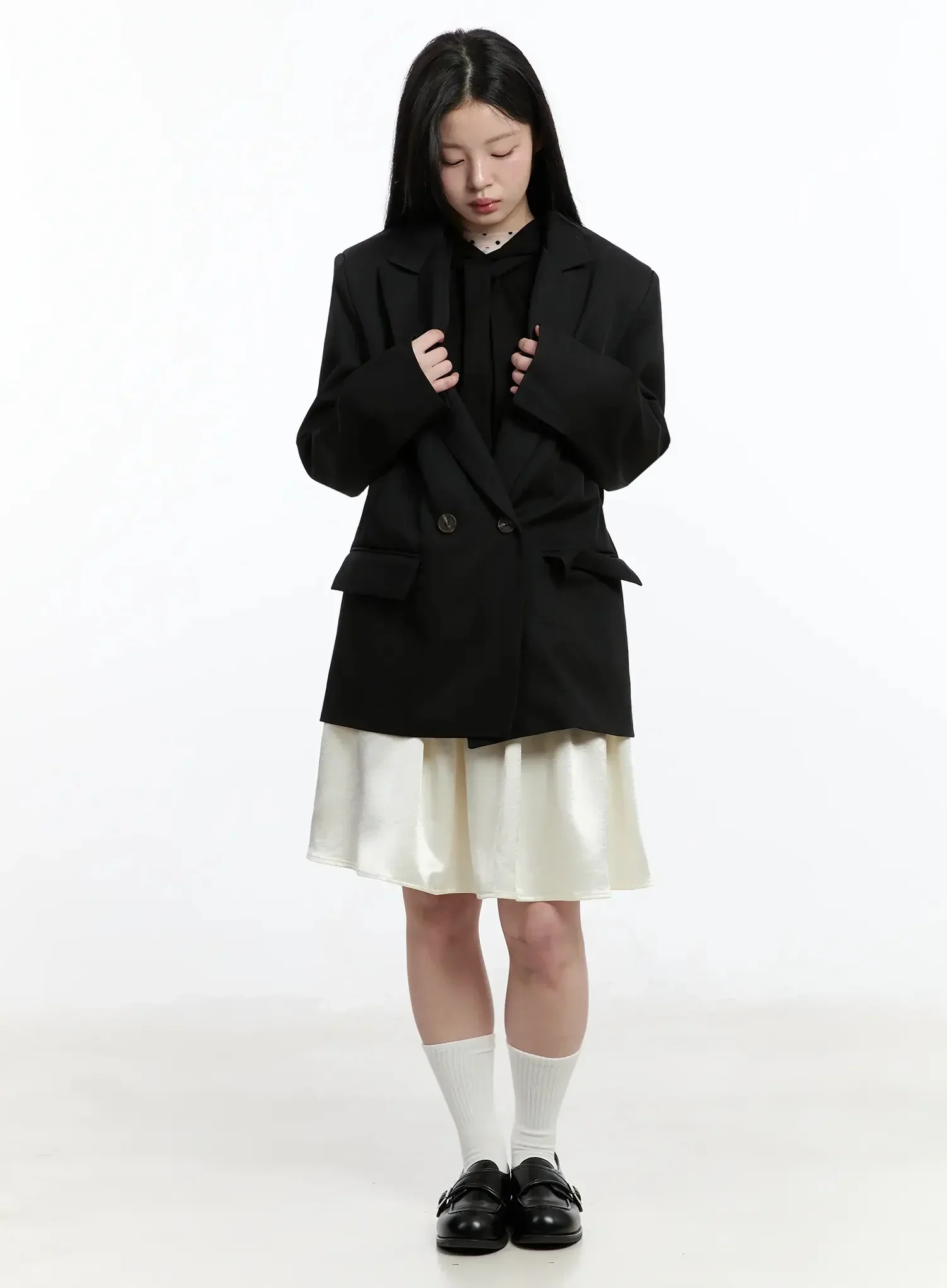 Oversized Double-Button Blazer IM519 - Image 6