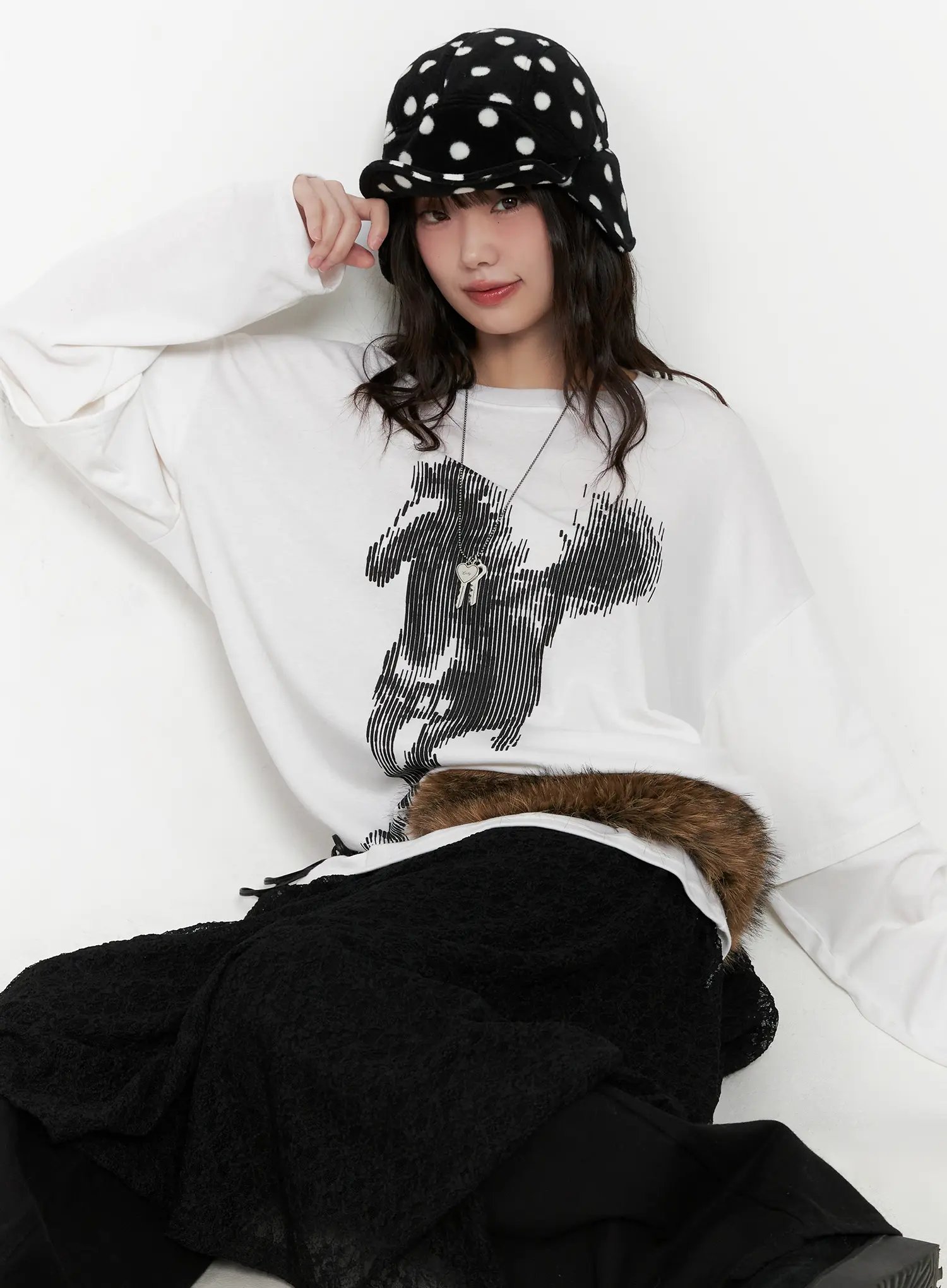Oversized Graphic Long Sleeve Tee CN511
