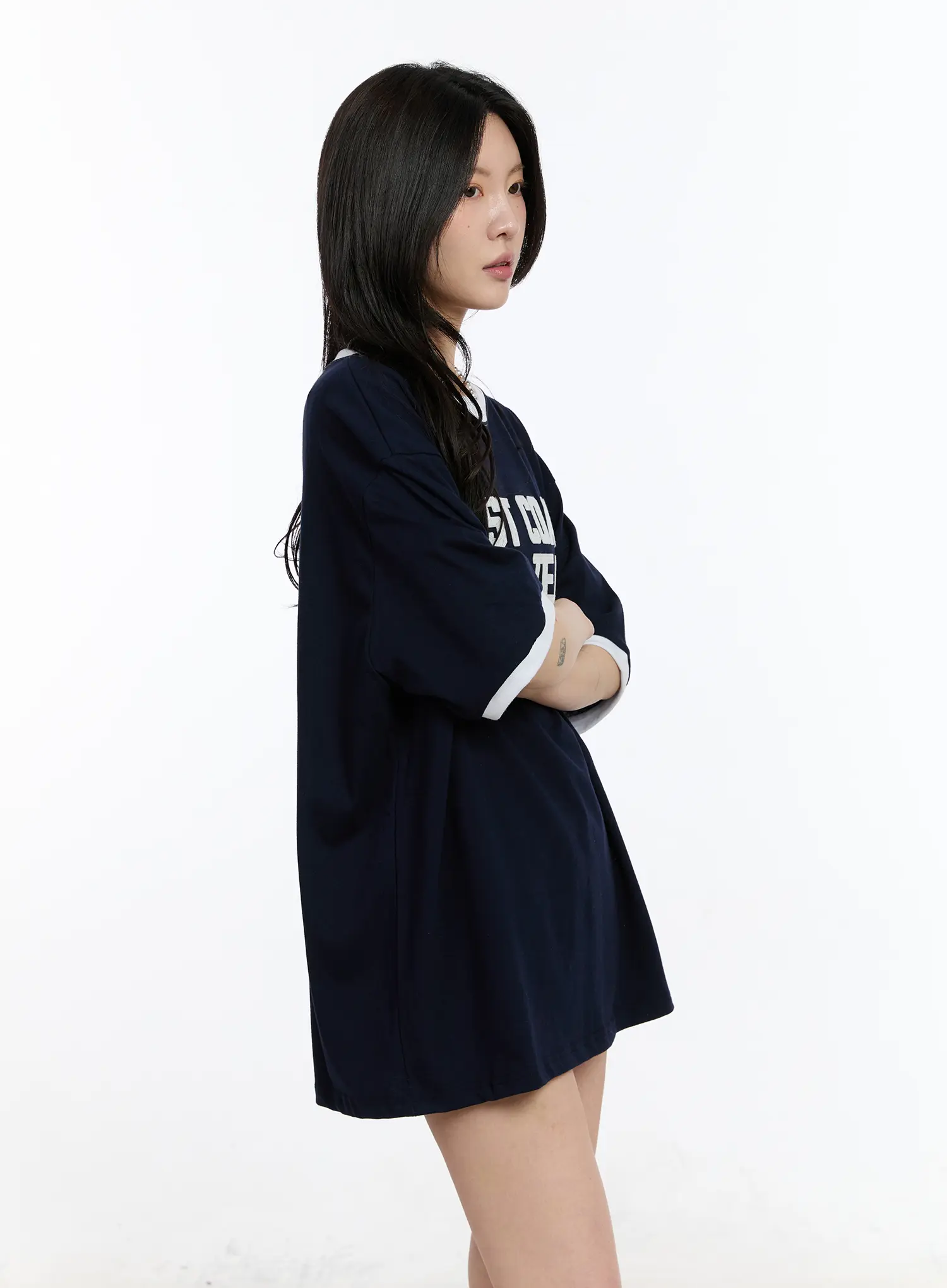 Oversized Graphic Ringer Tee CA507 - Image 6