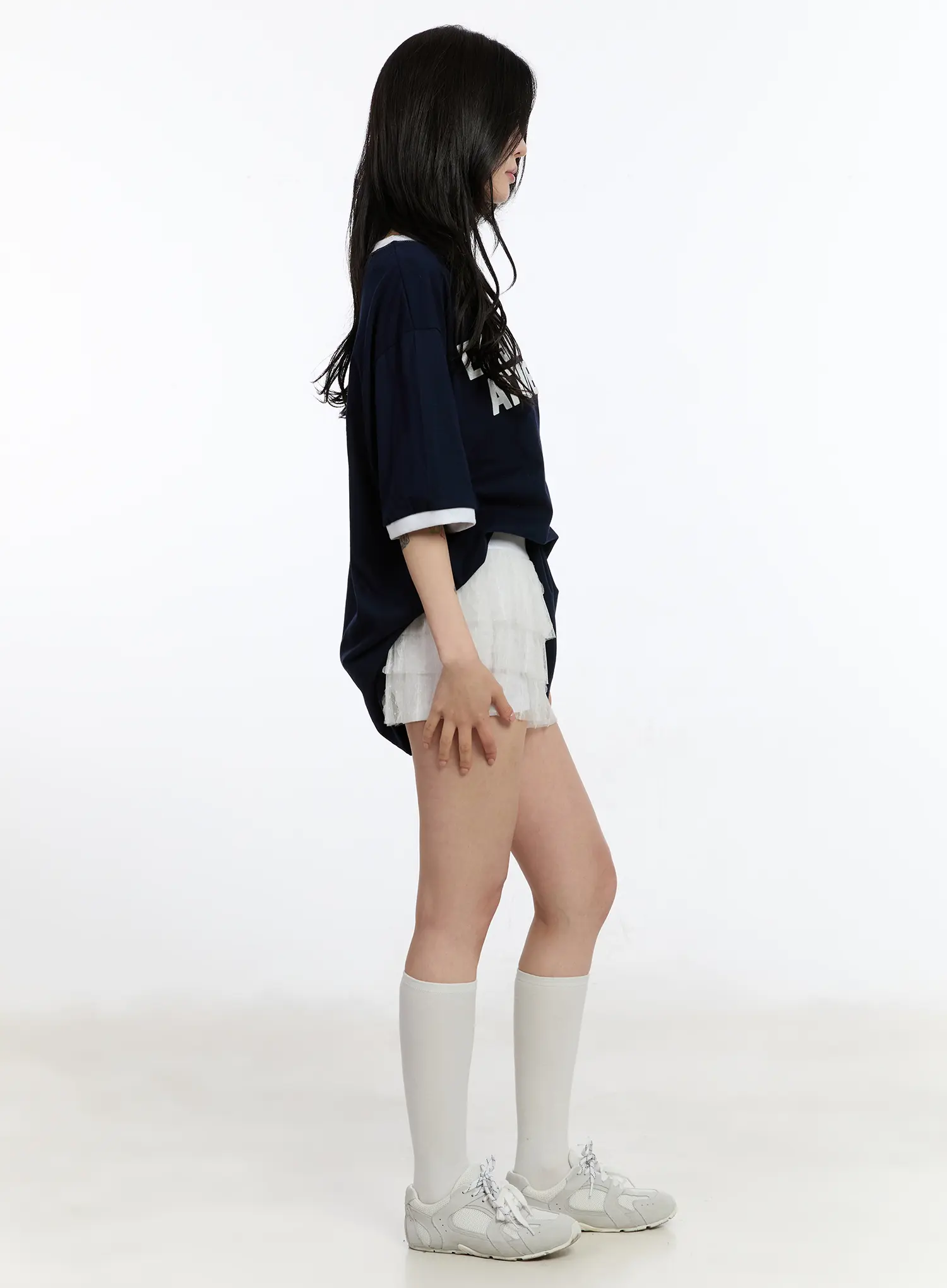 Oversized Graphic Ringer Tee CA507 - Image 8