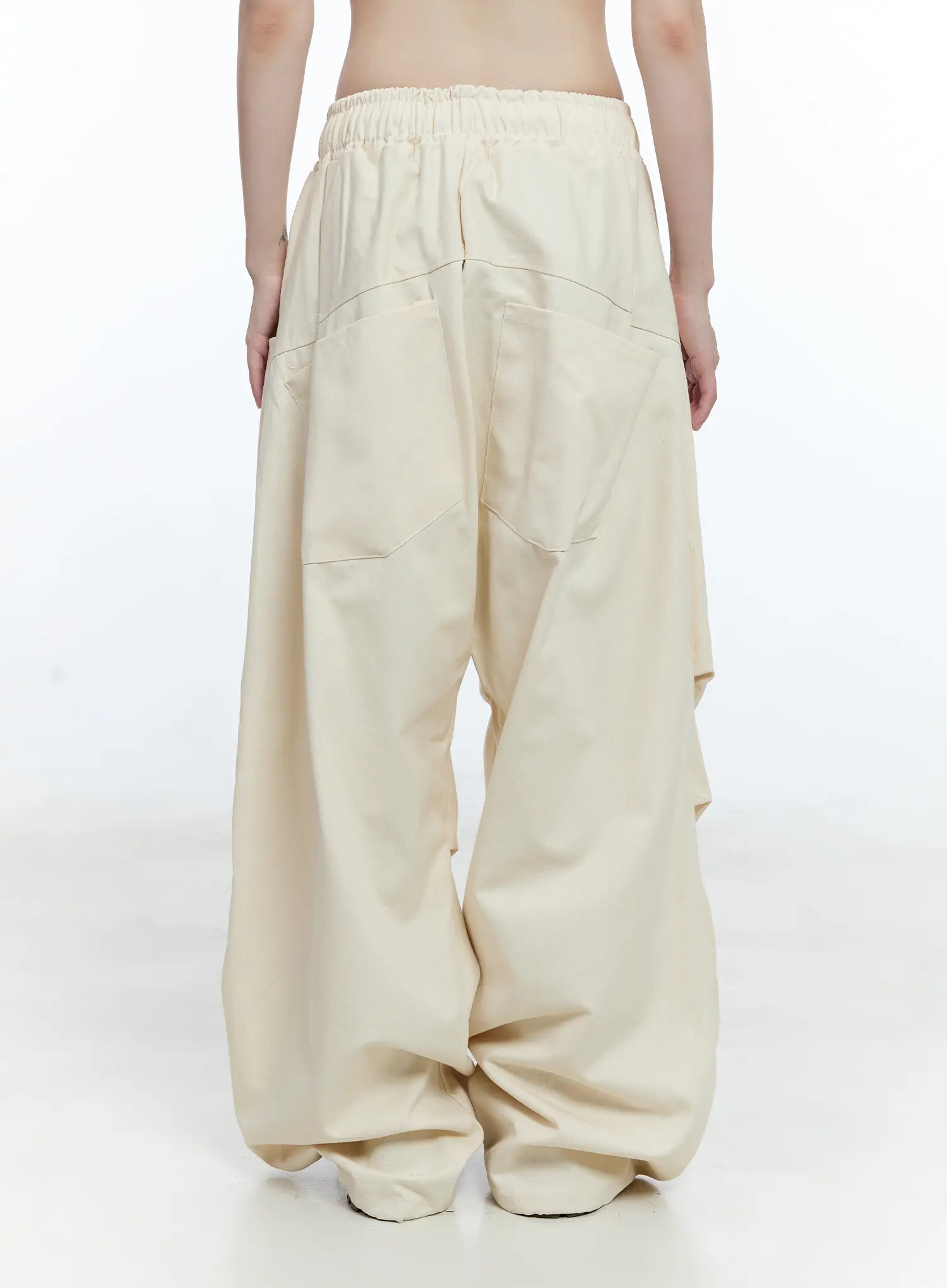 Oversized Pintuck Wide-Leg Pants CG507 - Image 4