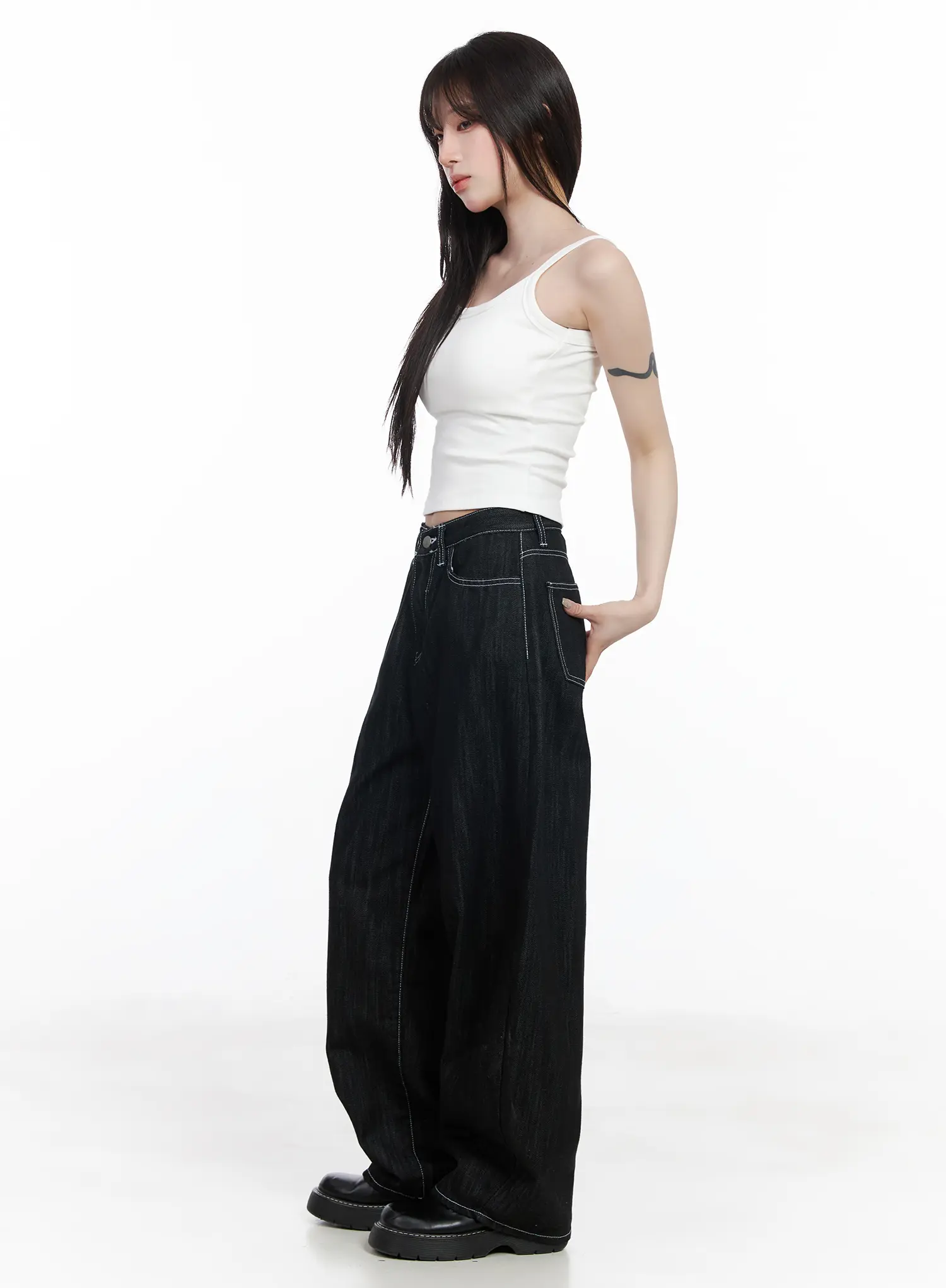 Padded Sleeveless Top CF523 - Image 4