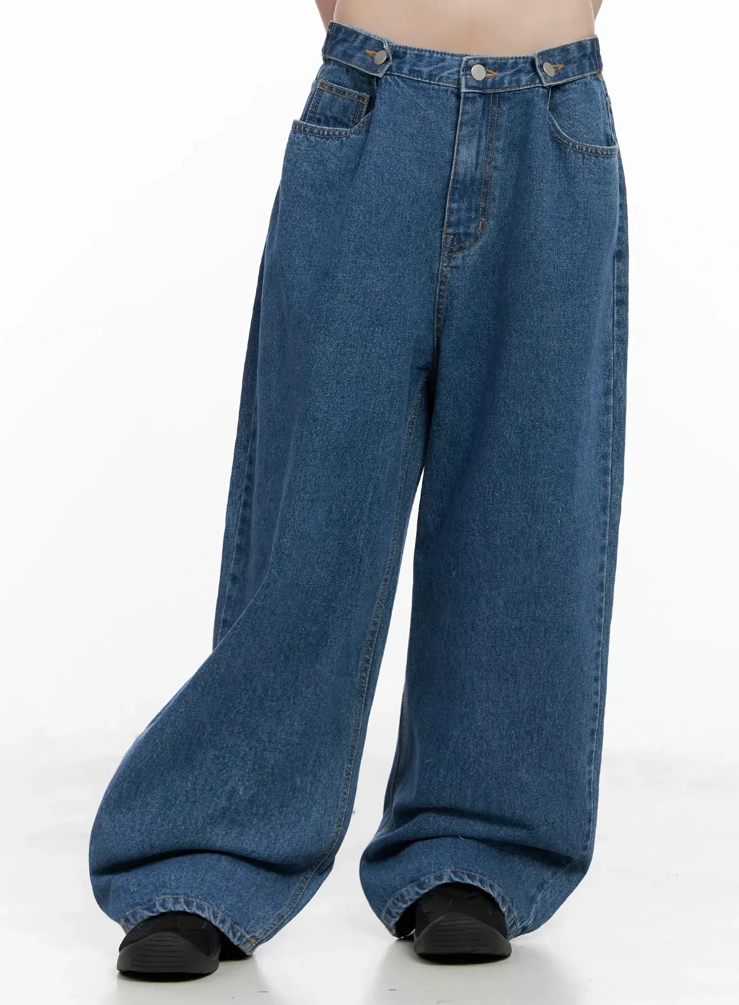 Pharita Loose-Fit Jeans IL528 - Image 3
