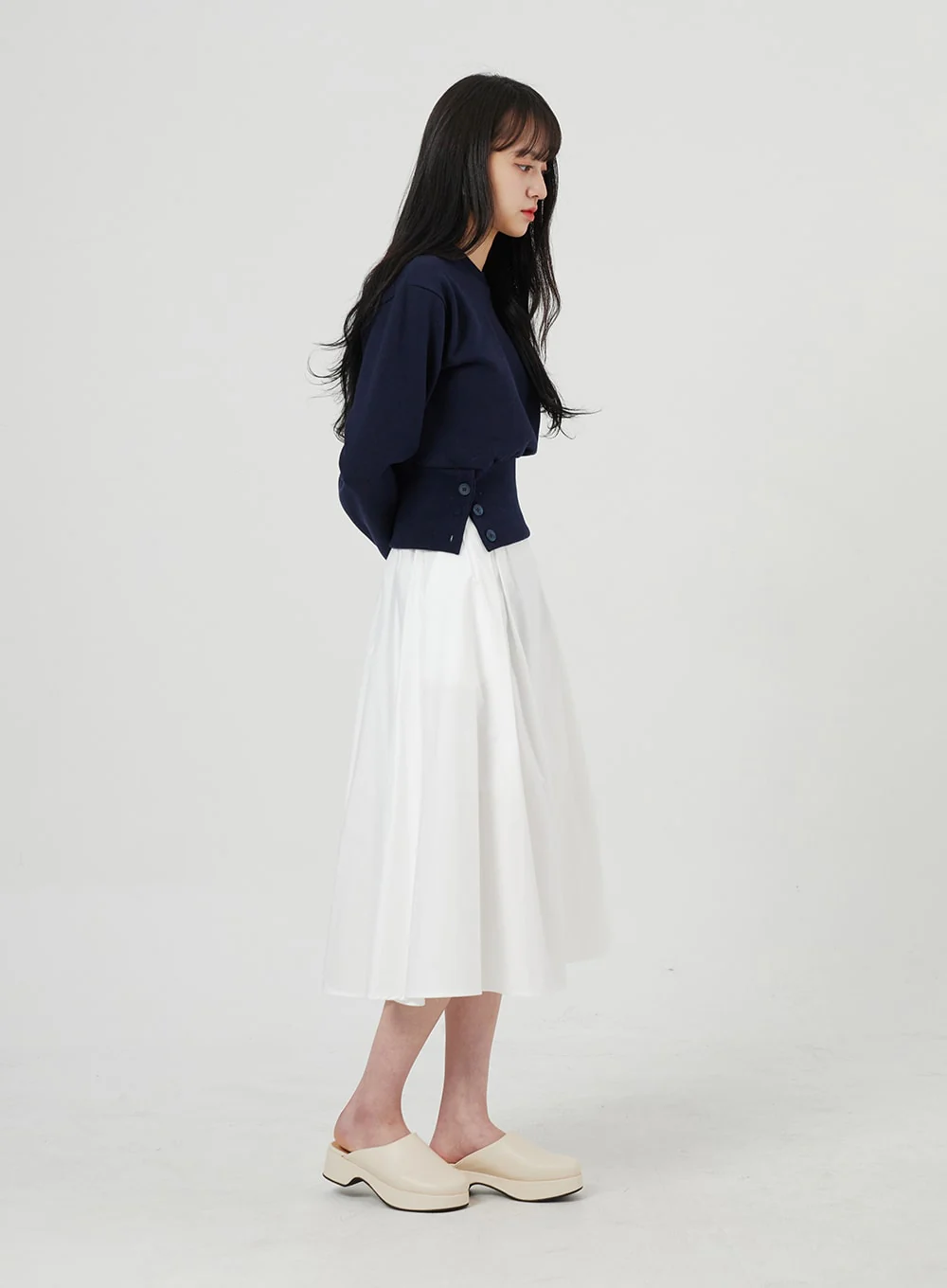 Pleated Maxi Skirt OF322 - Image 5