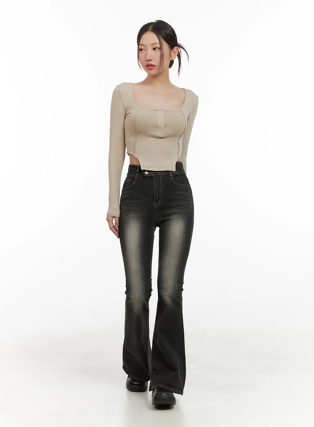 Quinn Double-Button Slim Bootcut Jeans CG422 - Image 2