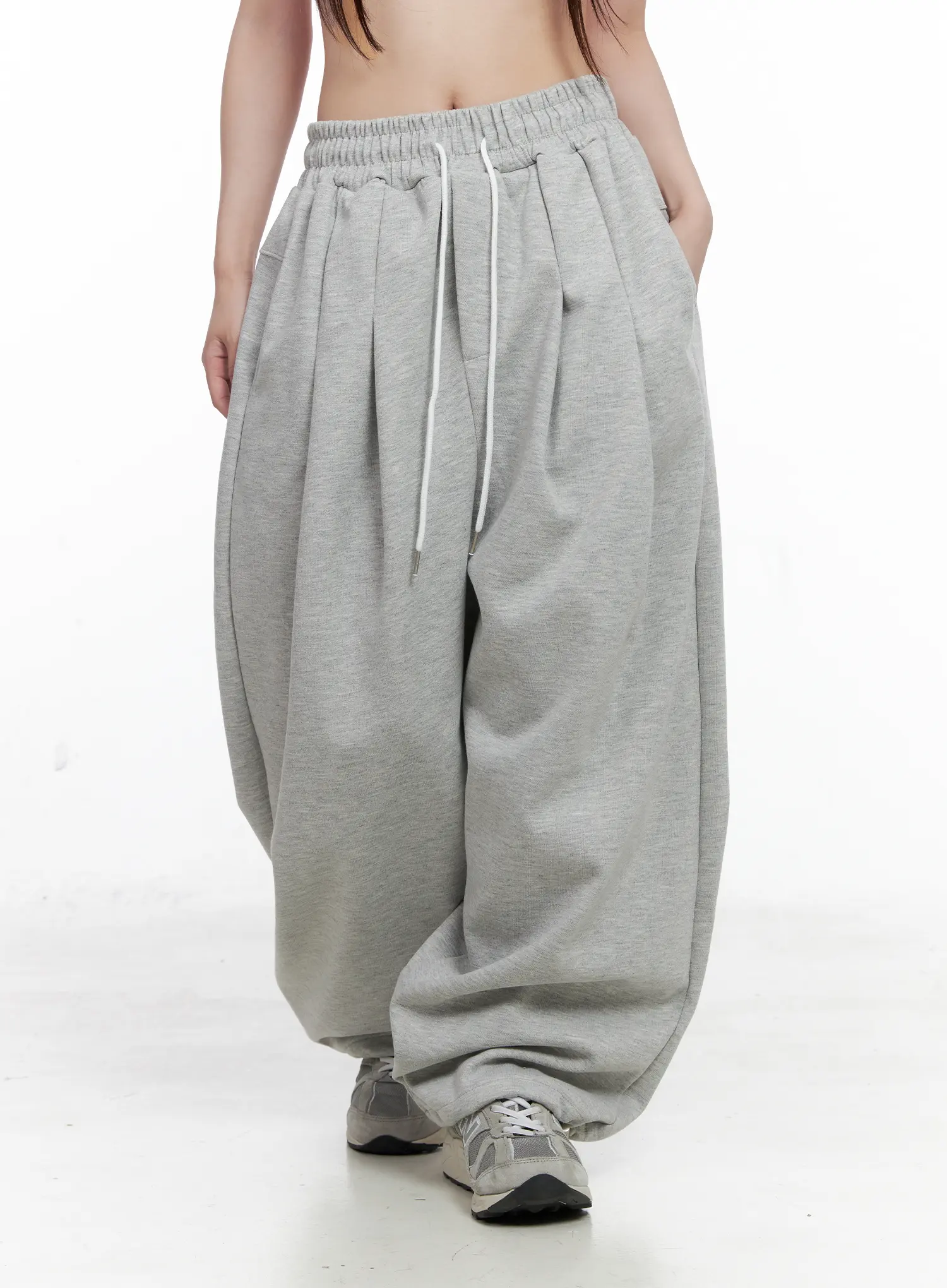 Relaxed Fit Pintuck Sweatpants CO521 - Image 10