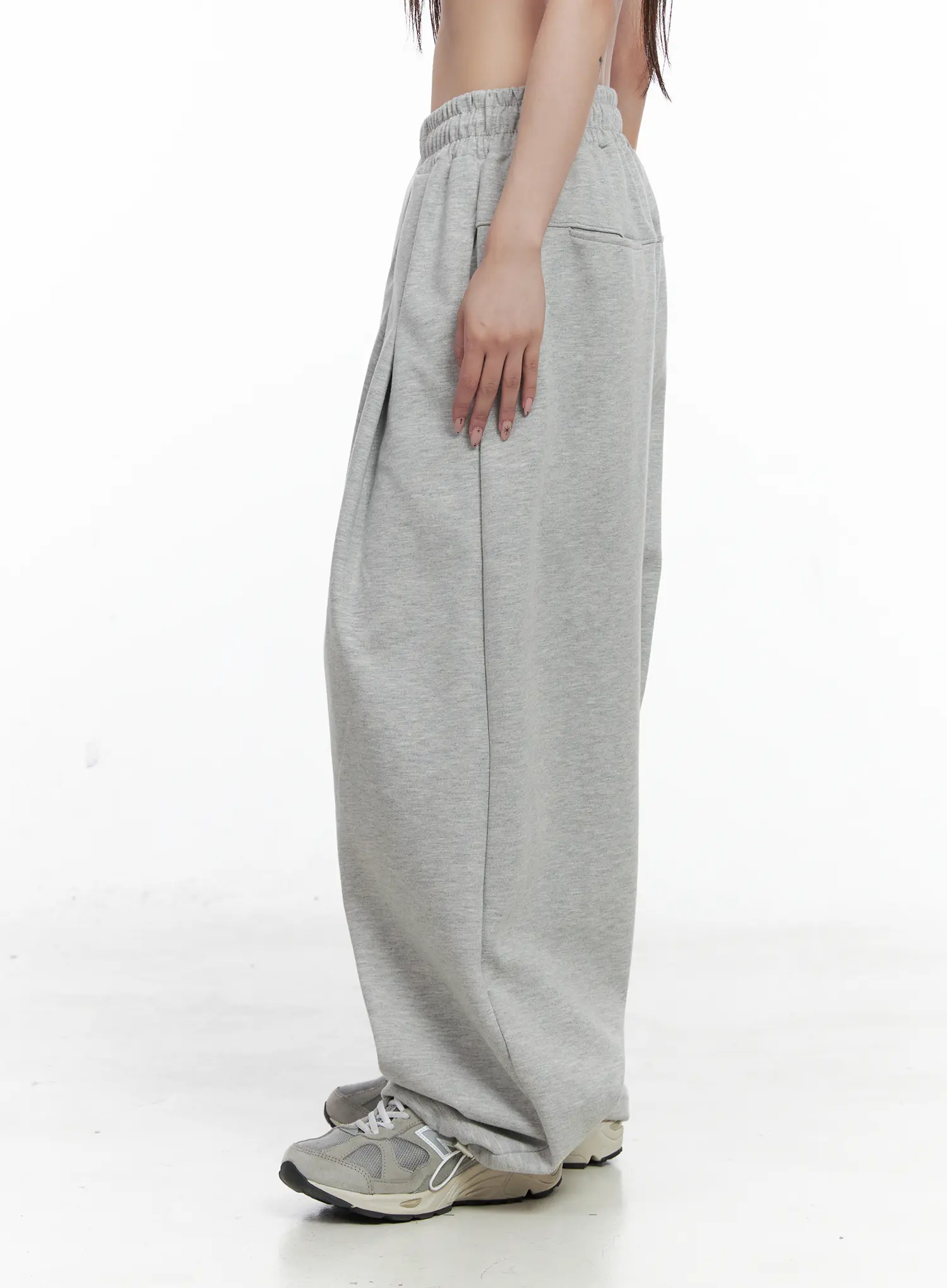 Relaxed Fit Pintuck Sweatpants CO521 - Image 5