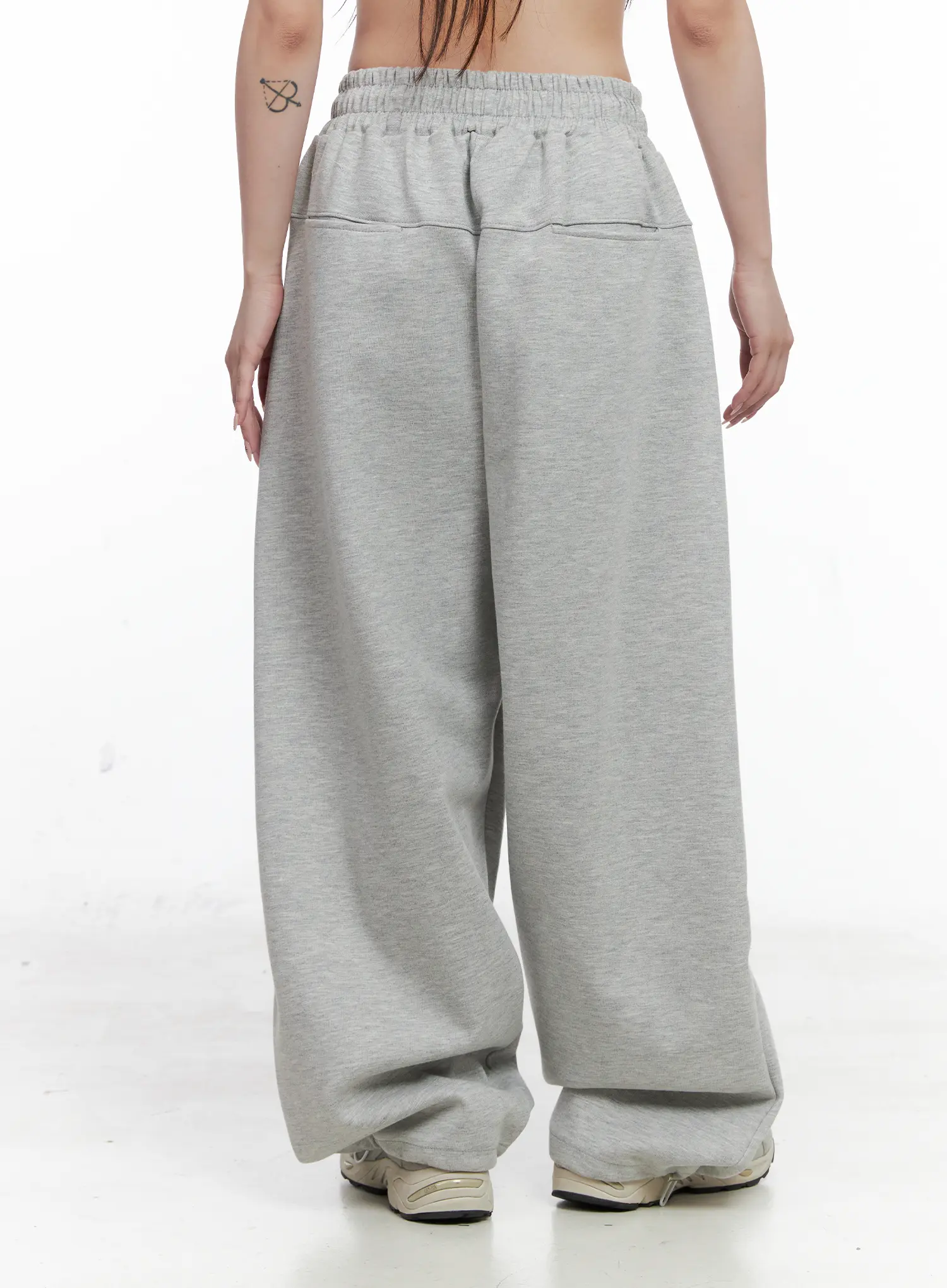 Relaxed Fit Pintuck Sweatpants CO521 - Image 6