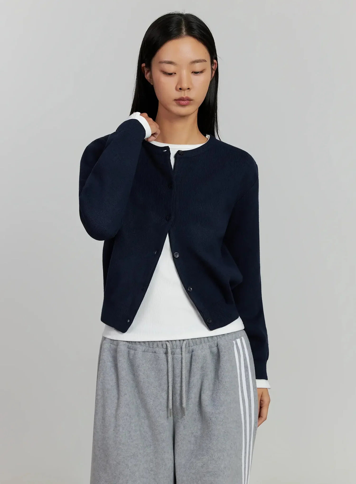 Round Neck Knit Cardigan IJ505 - Image 5