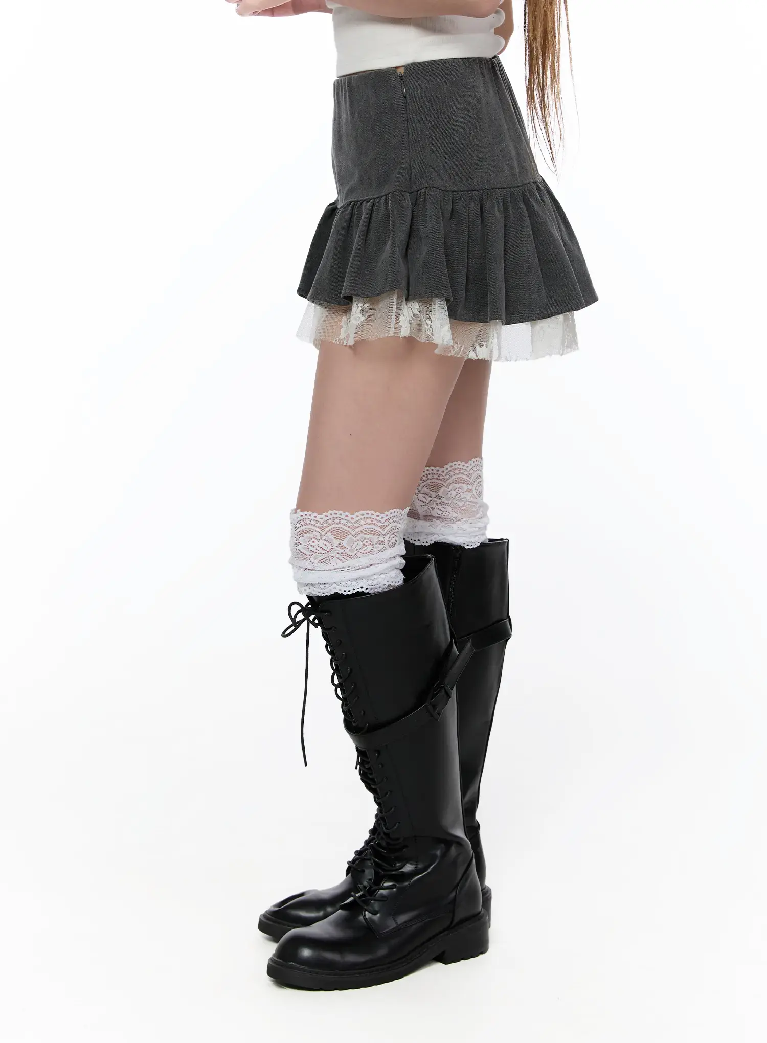 Ruffled Lace Mini Skirt CA521 - Image 4