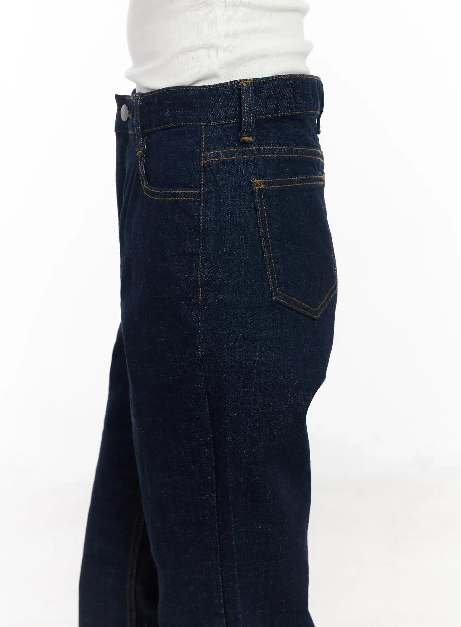 Shay Bootcut Jeans CM531 - Image 9