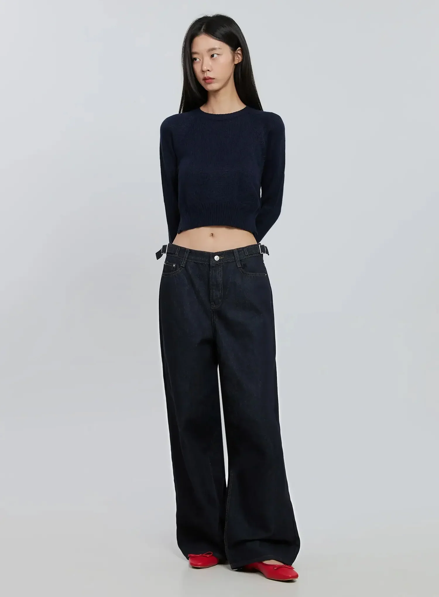 Side Button Cropped Knit IO530 - Image 12