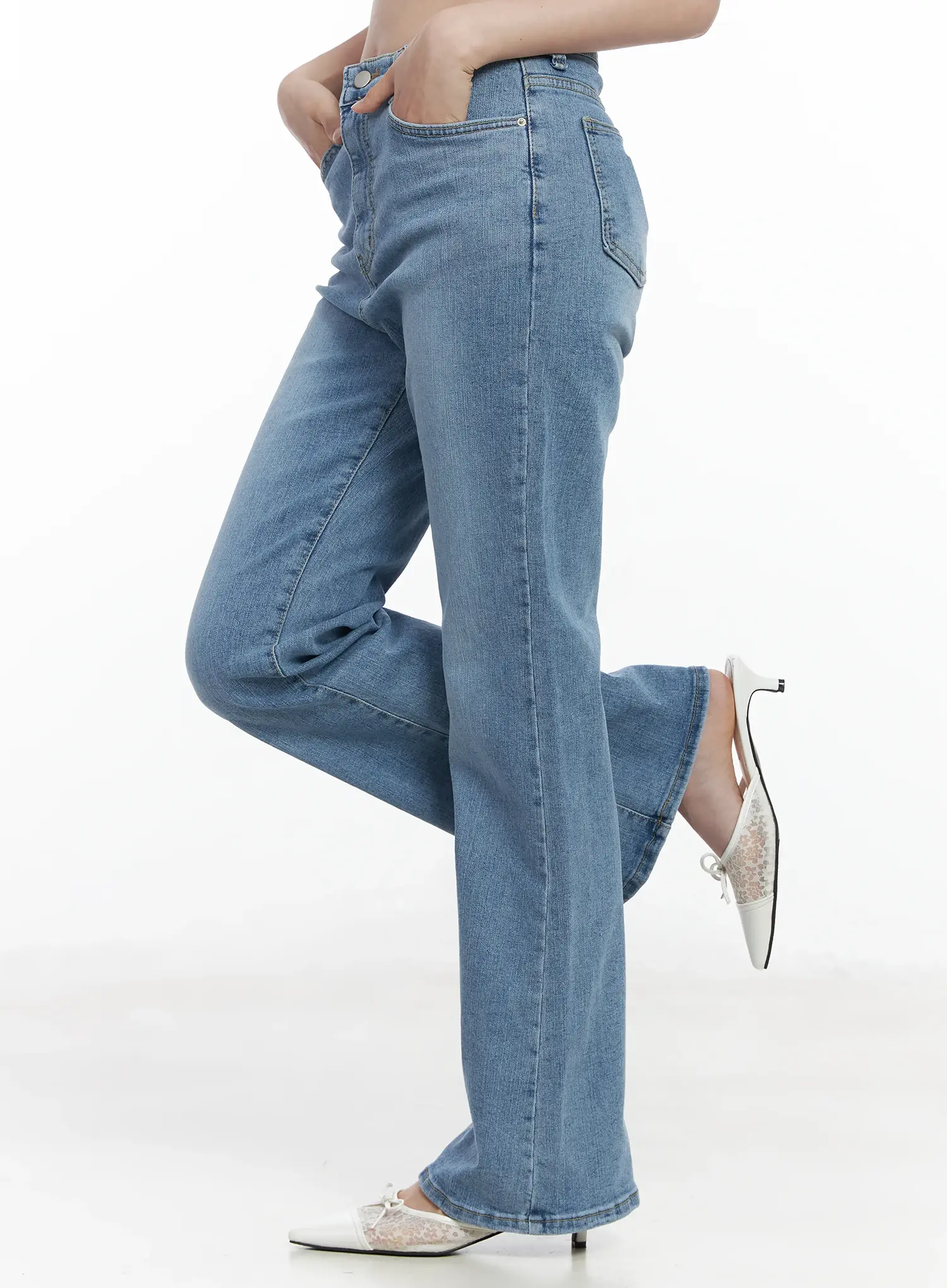 Skai High-Waist Bootcut Jeans IF520 - Image 4