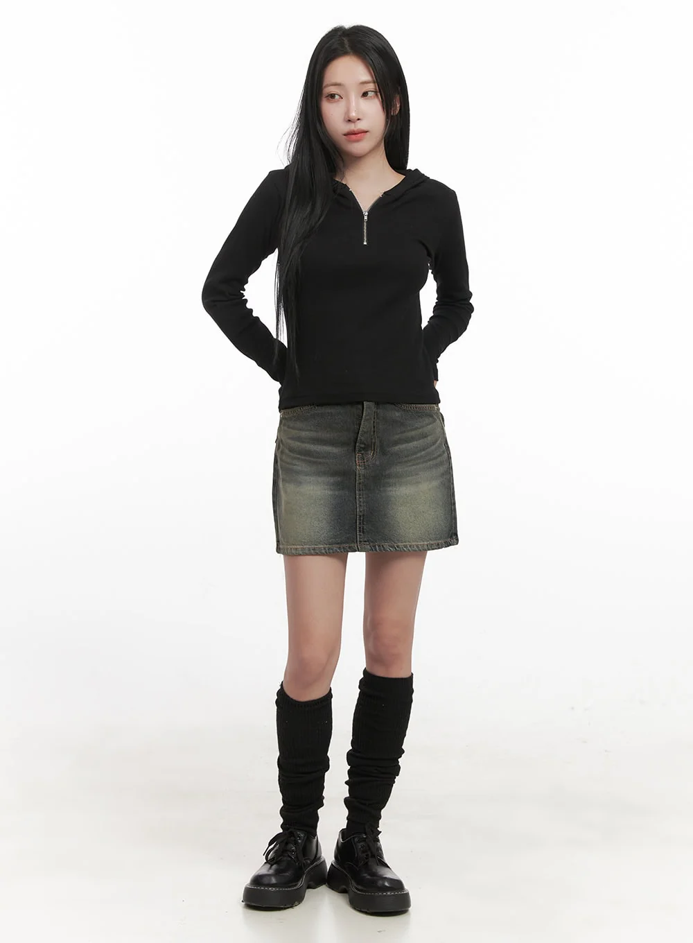 Slim-Fit Back Graphic Half-Zip Hoodie CJ517 - Image 4