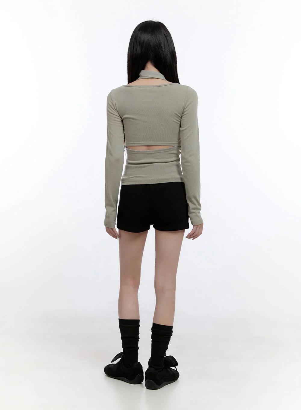 Slim-Fit Solid Shorts CO418 - Image 4