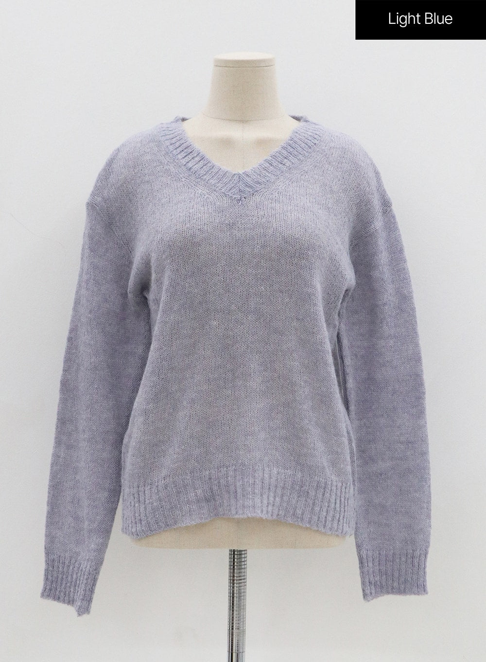 Soft V-Neck Knit OO07 - Image 17