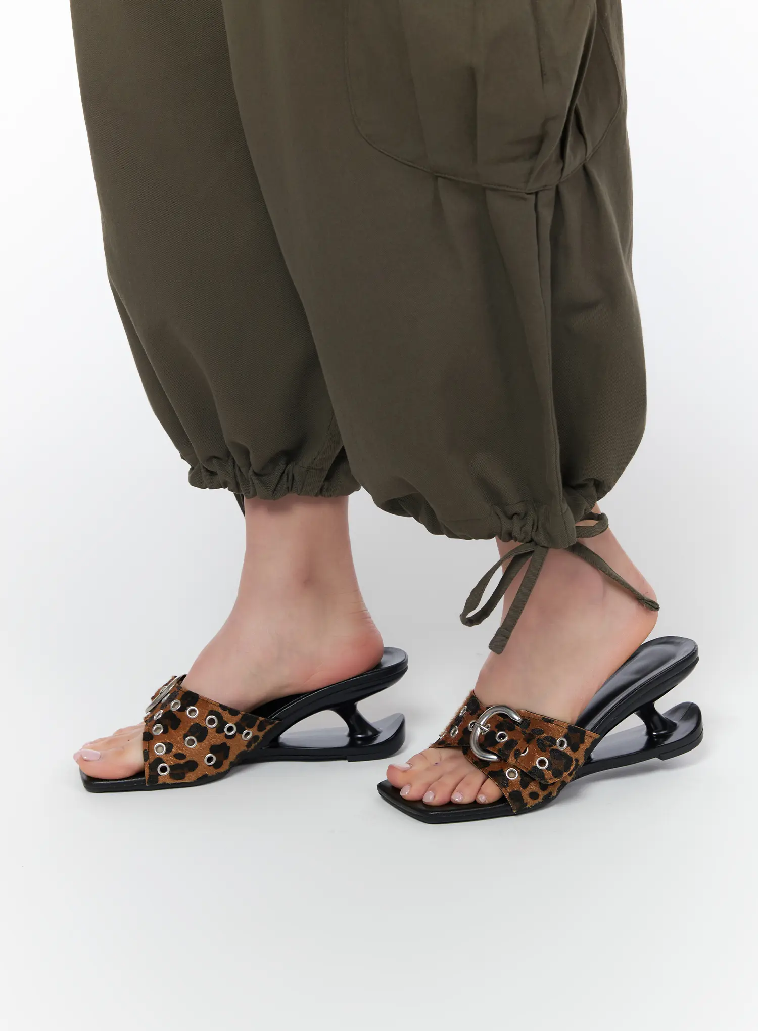 Spotted Print Heel Sandals CA515